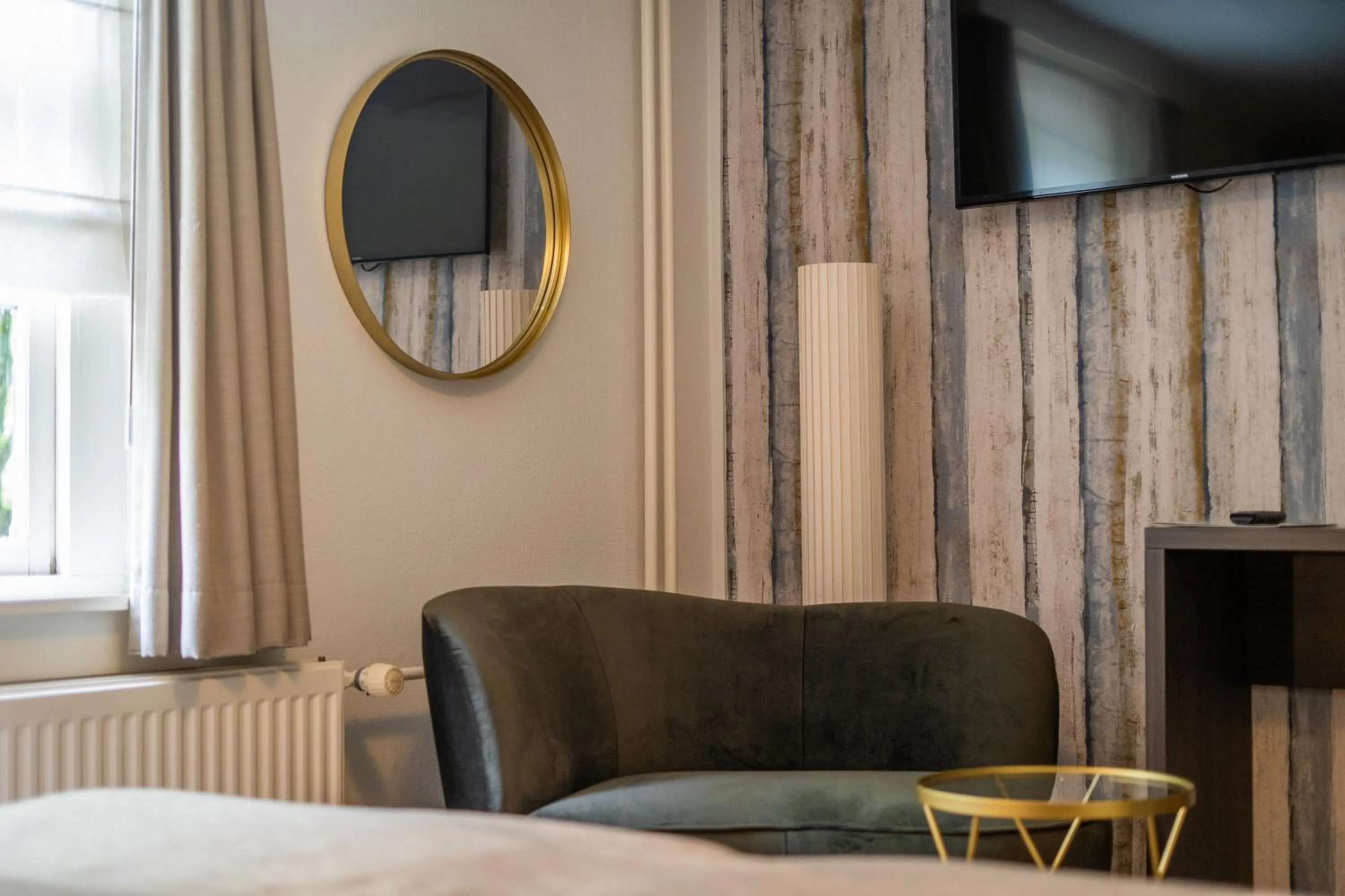 TV and multimedia, Bed in Hotel Veere