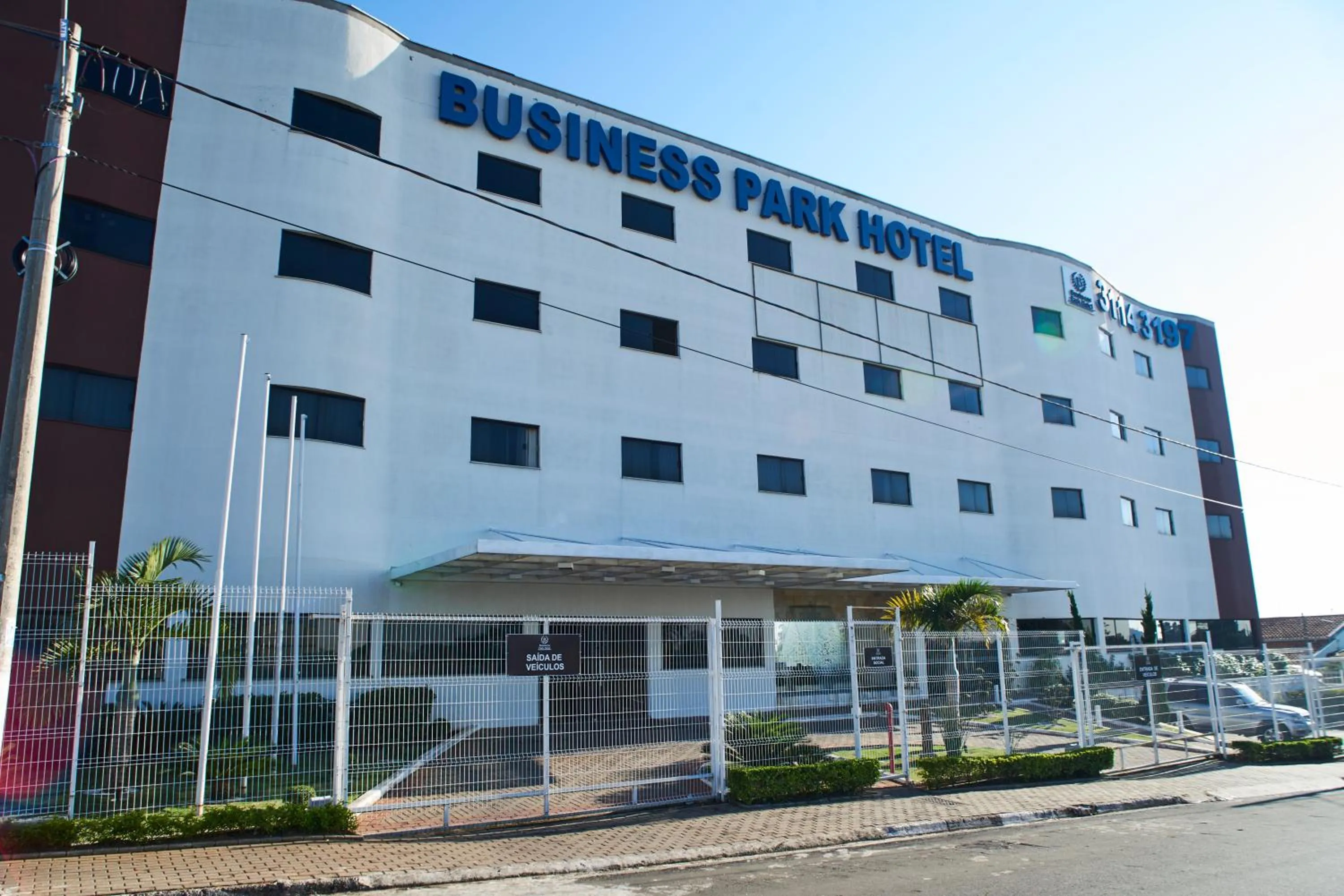 Property building in Business Park Hotel