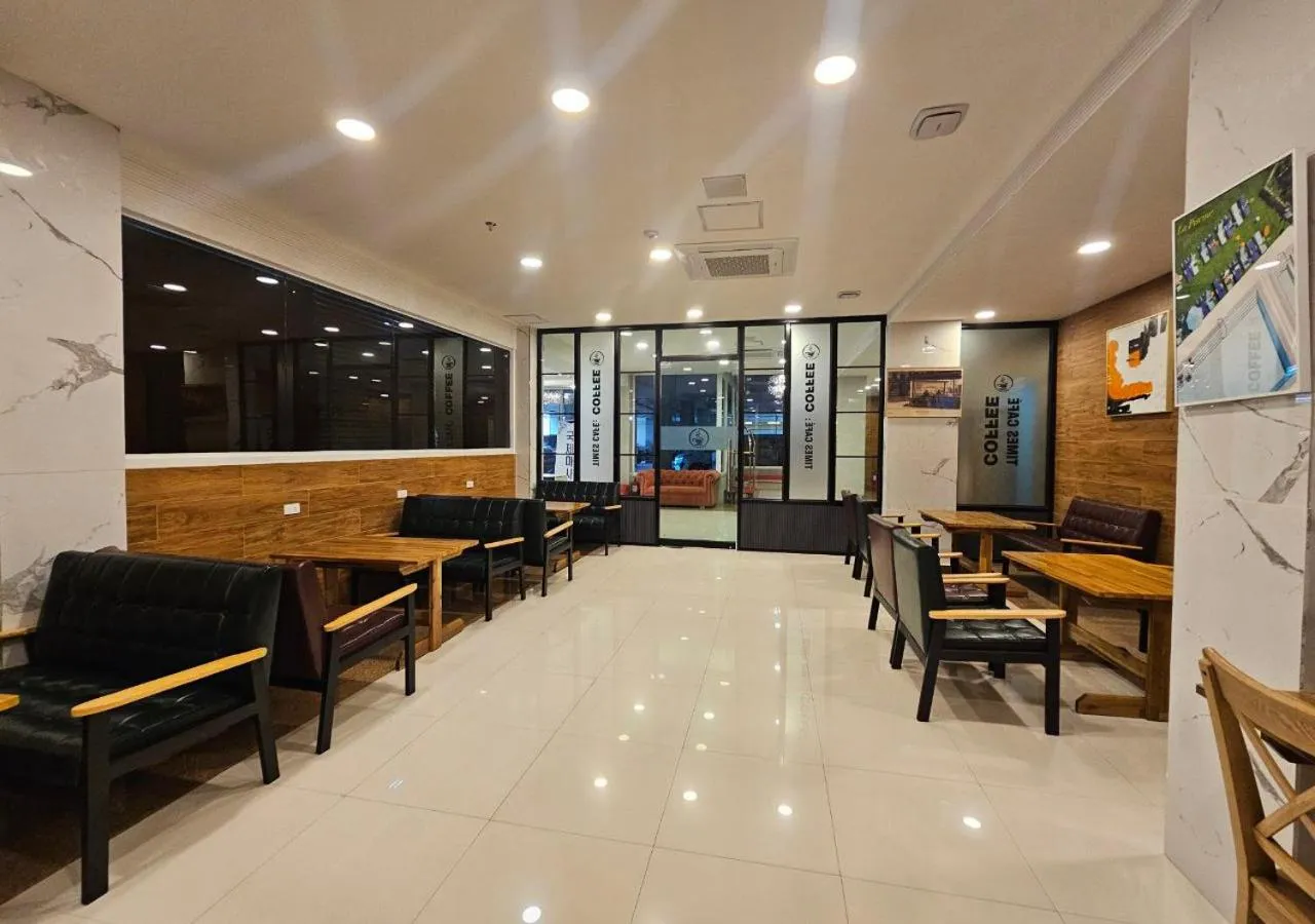 Coffee/tea facilities in THE TIMES HOTEL