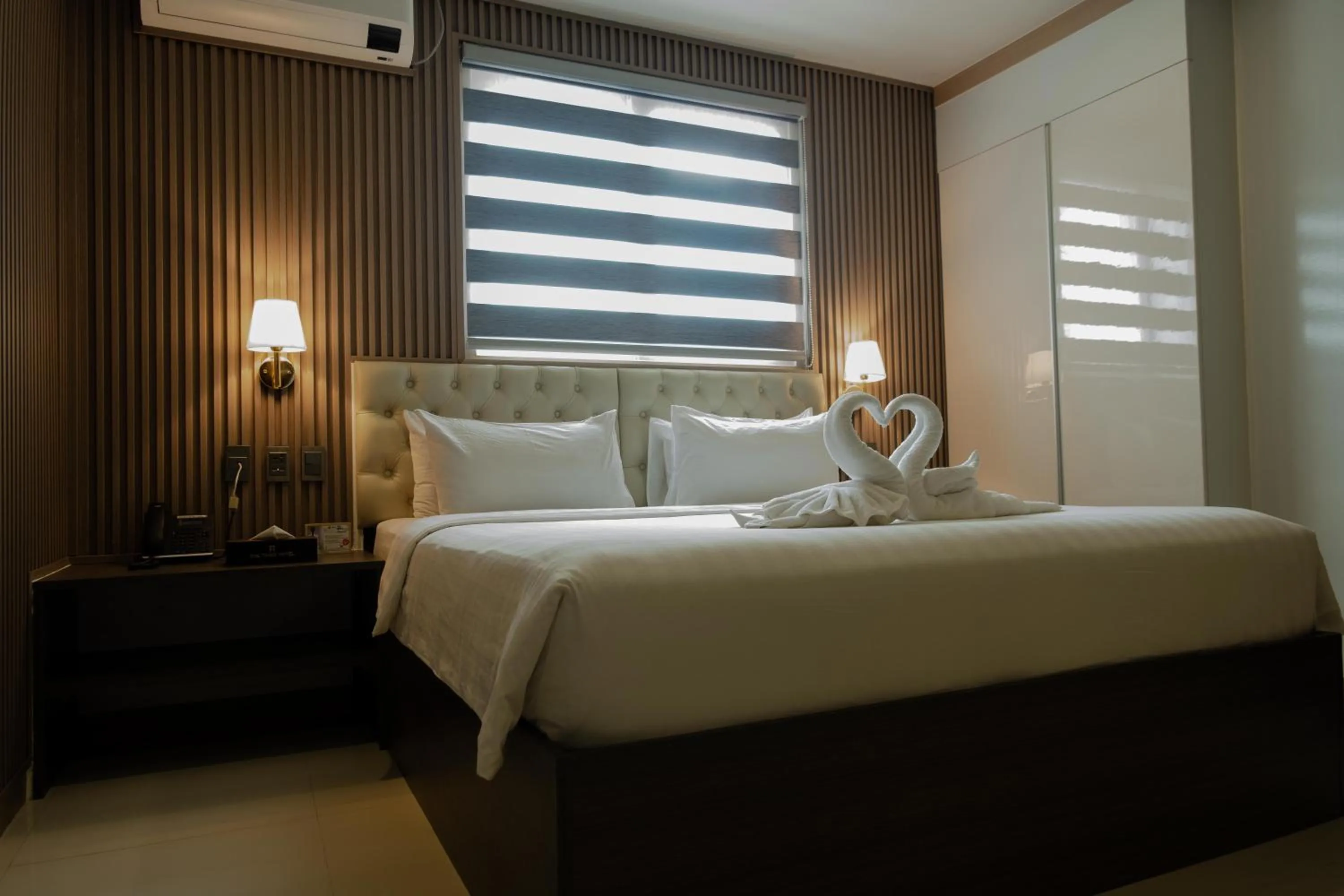 Bed in THE TIMES HOTEL