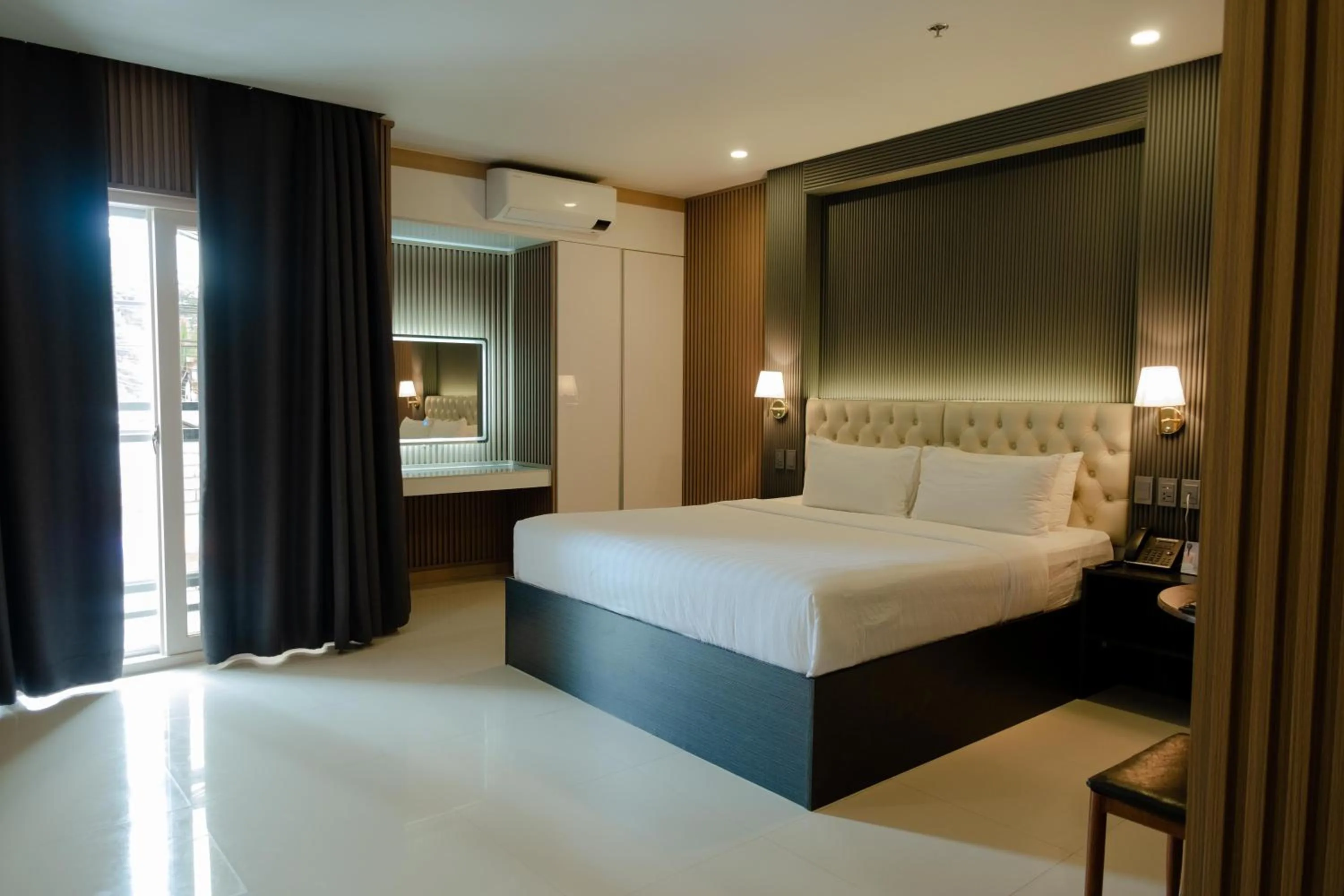 Bed in THE TIMES HOTEL