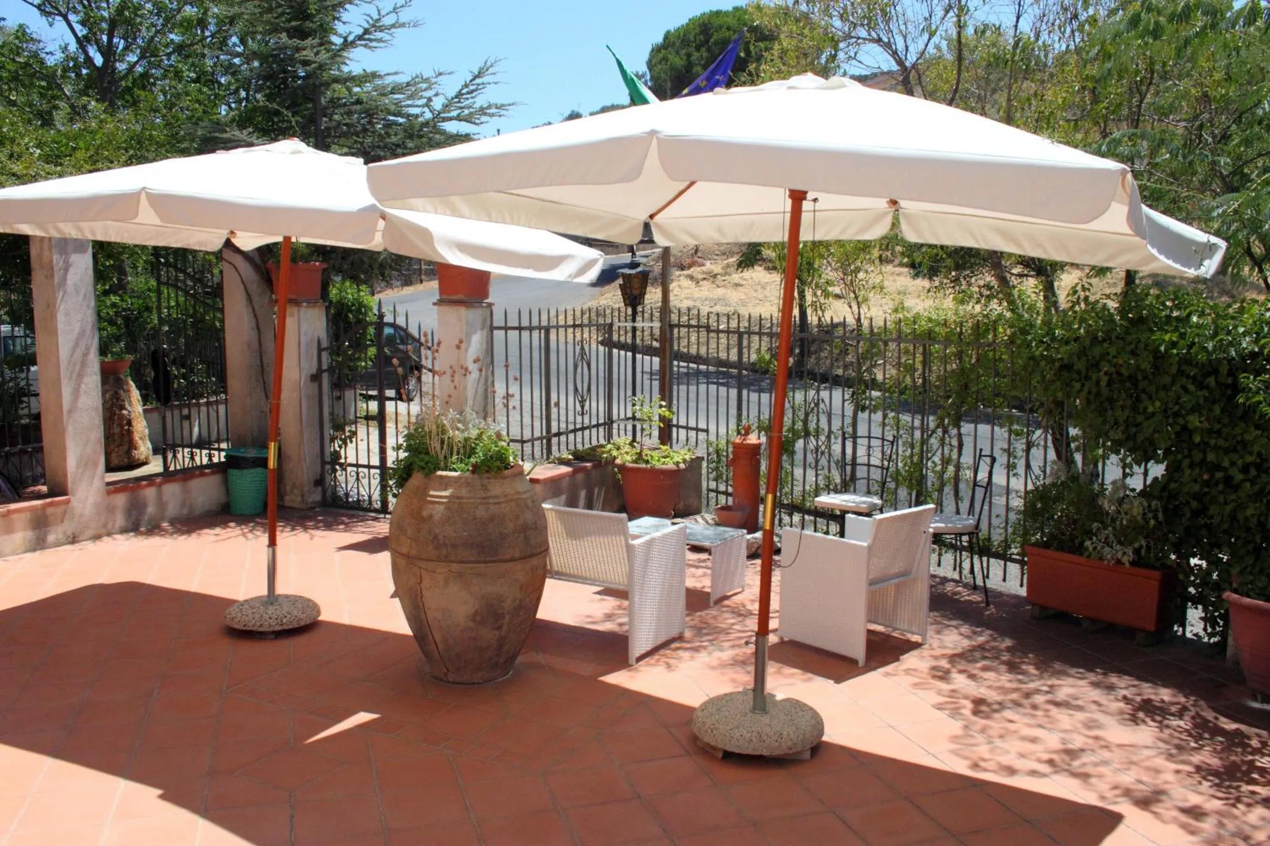 Property building in La Giara B&B