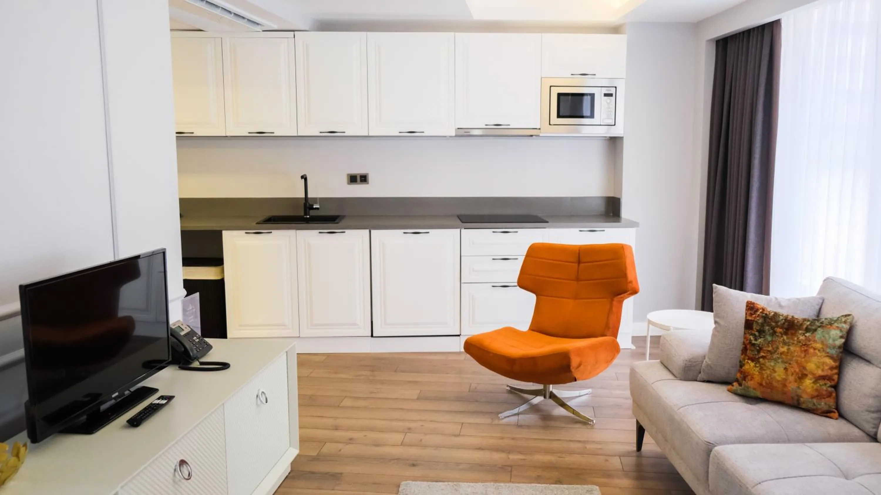 TV and multimedia in MYWAY DELUXE Alsancak