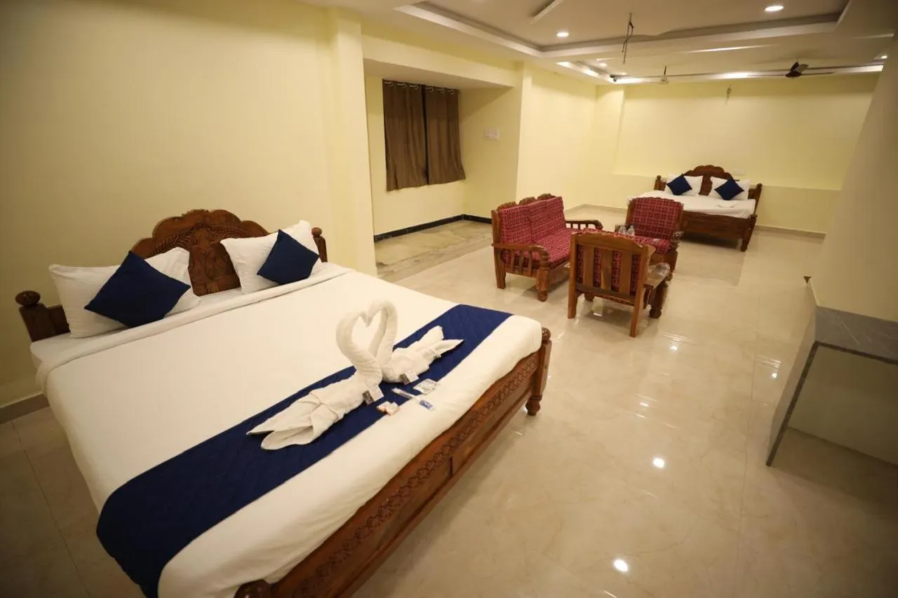 Photo of the whole room, Bed in AR Residency T-Nagar