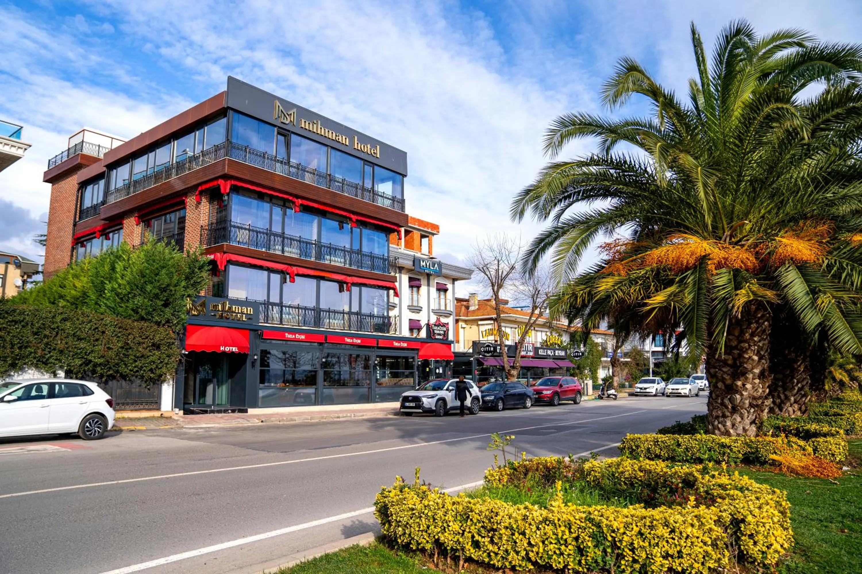 Property building in Mihman Hotel