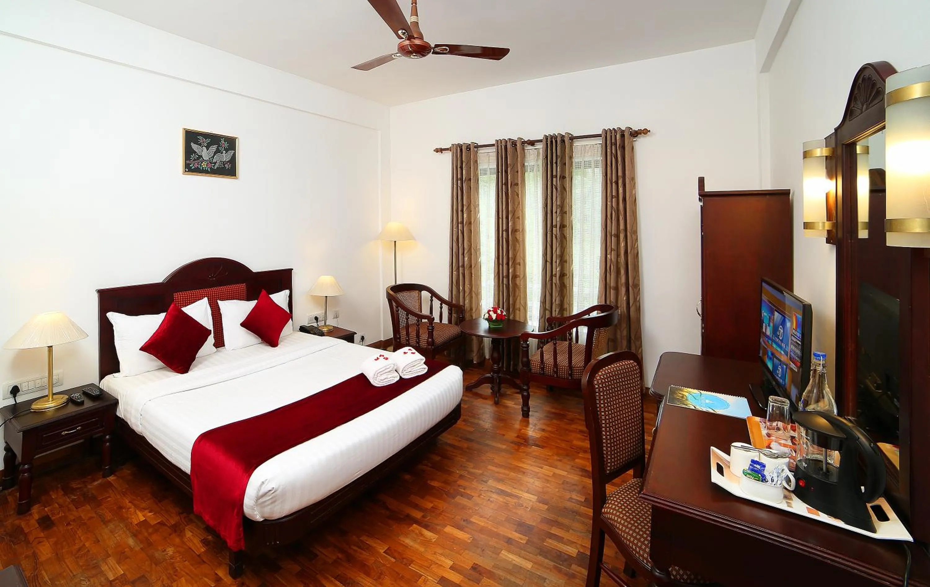 Bedroom, Bed in Hotel C7 Munnar