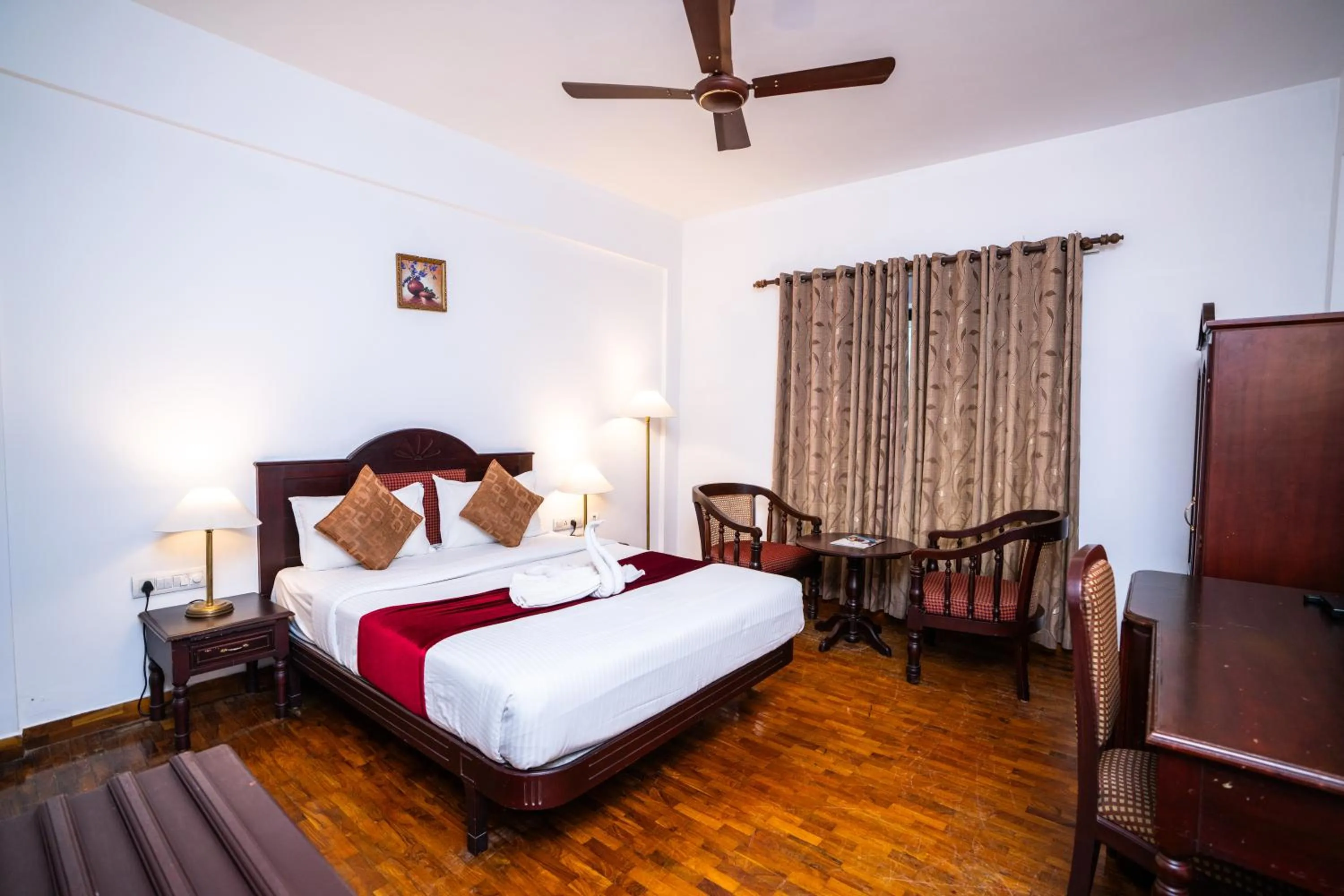Photo of the whole room, Bed in Hotel C7 Munnar