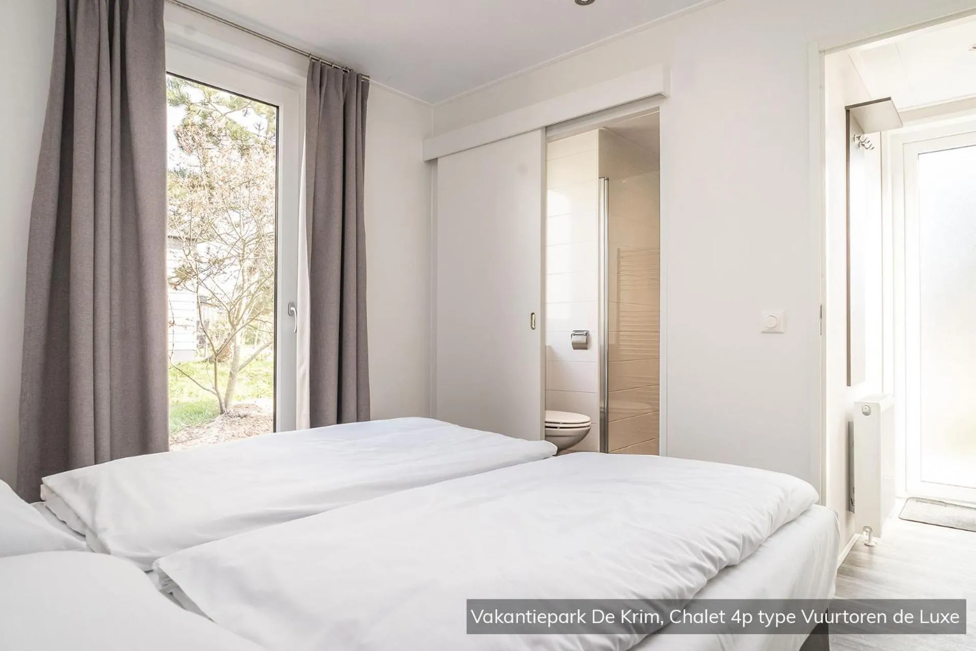 Bedroom, Bed in Vakantiepark De Krim Texel