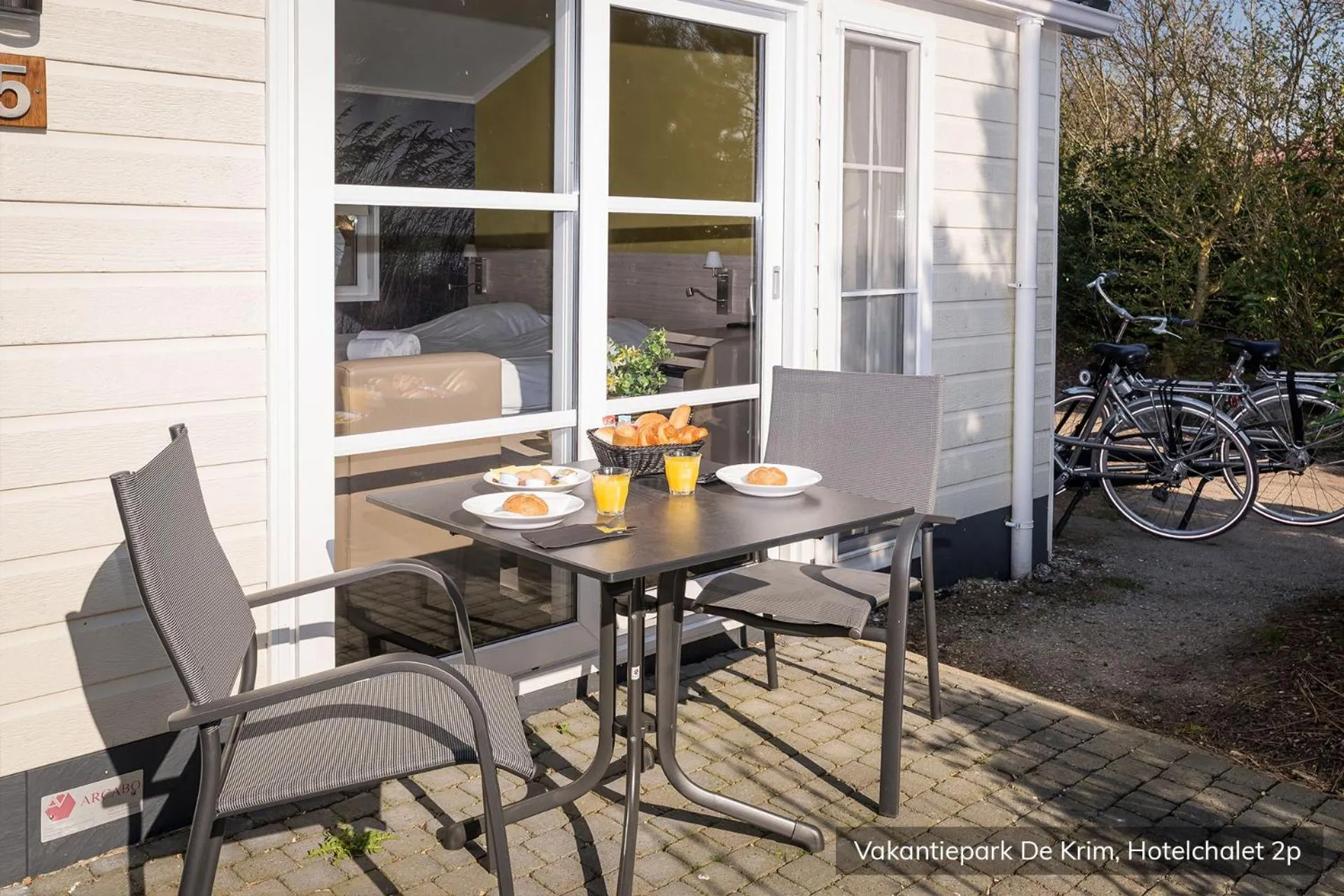 Patio in Vakantiepark De Krim Texel