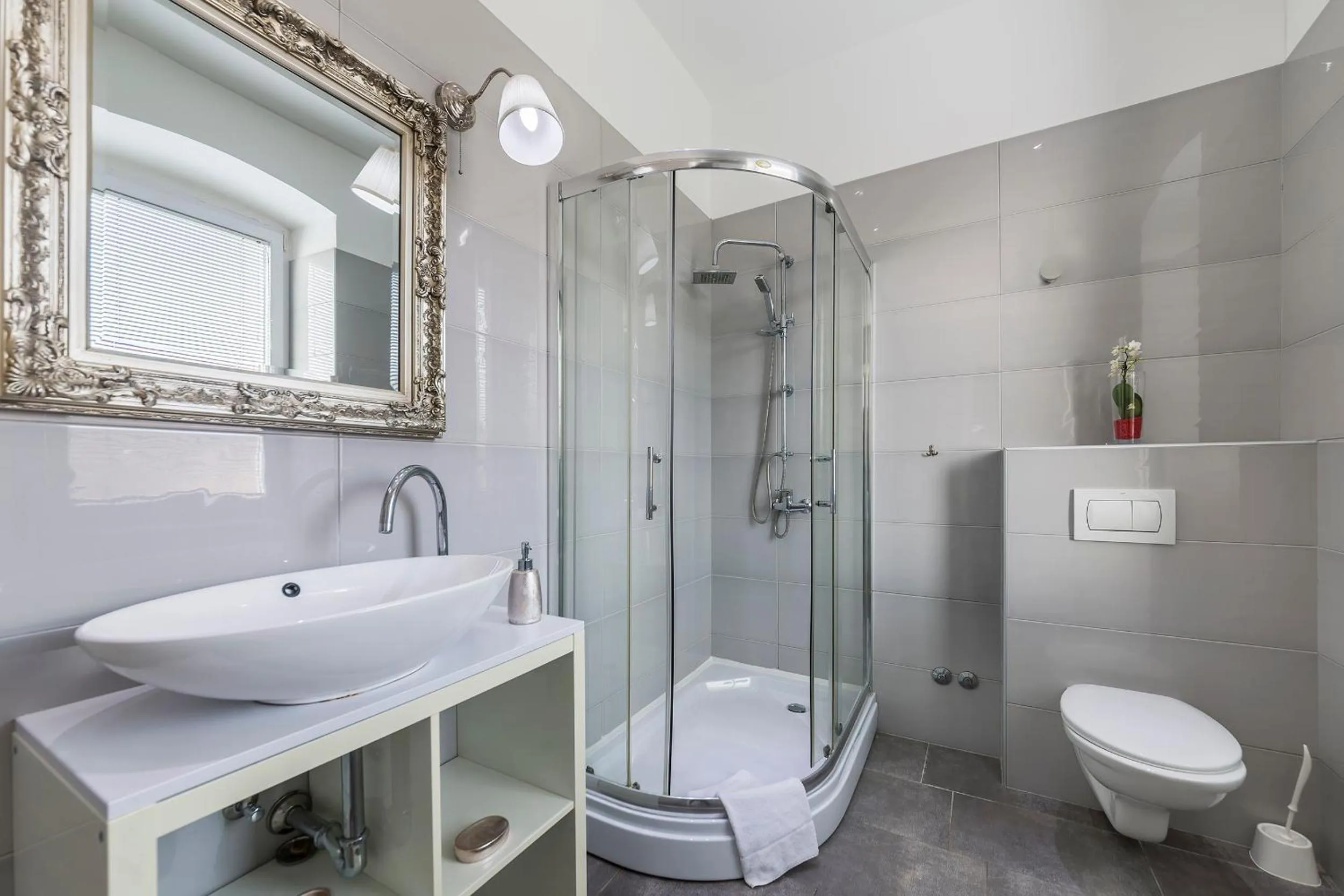 Bathroom in Captain Emo City Apartments