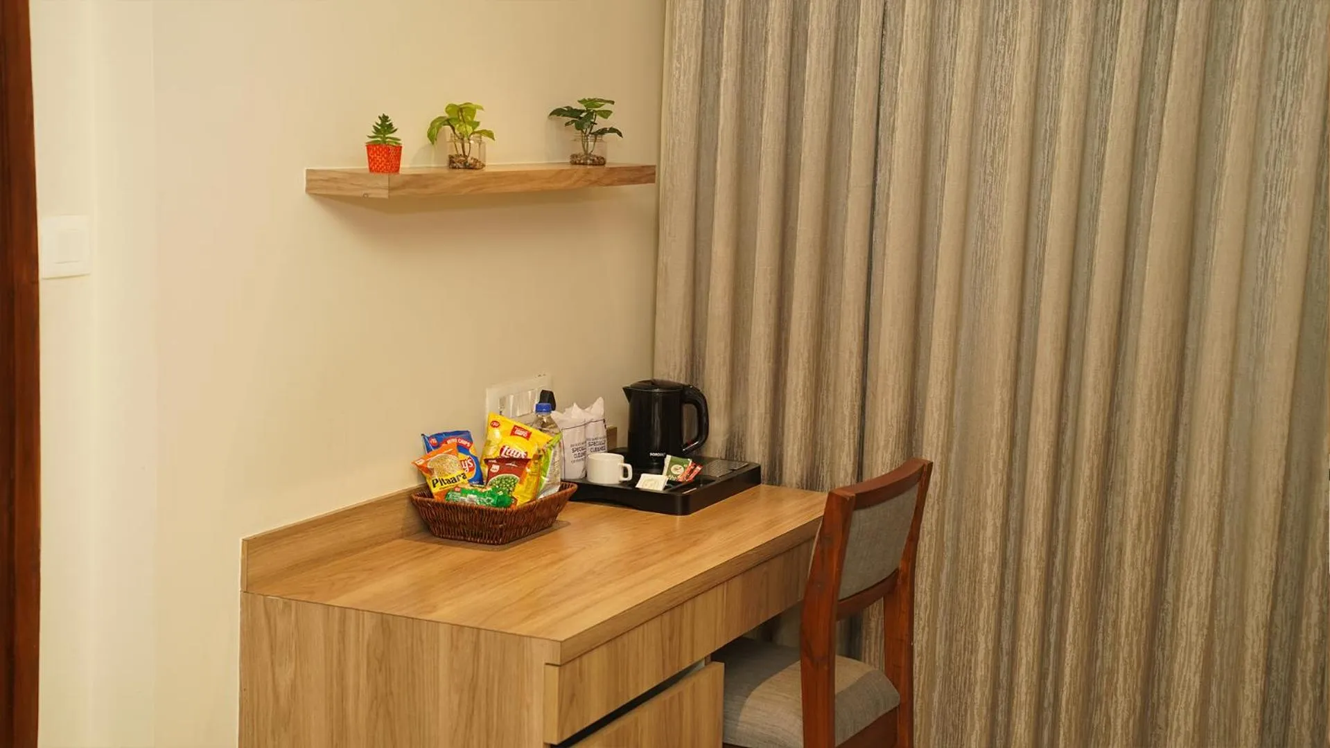 Coffee/tea facilities in Hotel Devdeep Porvorim