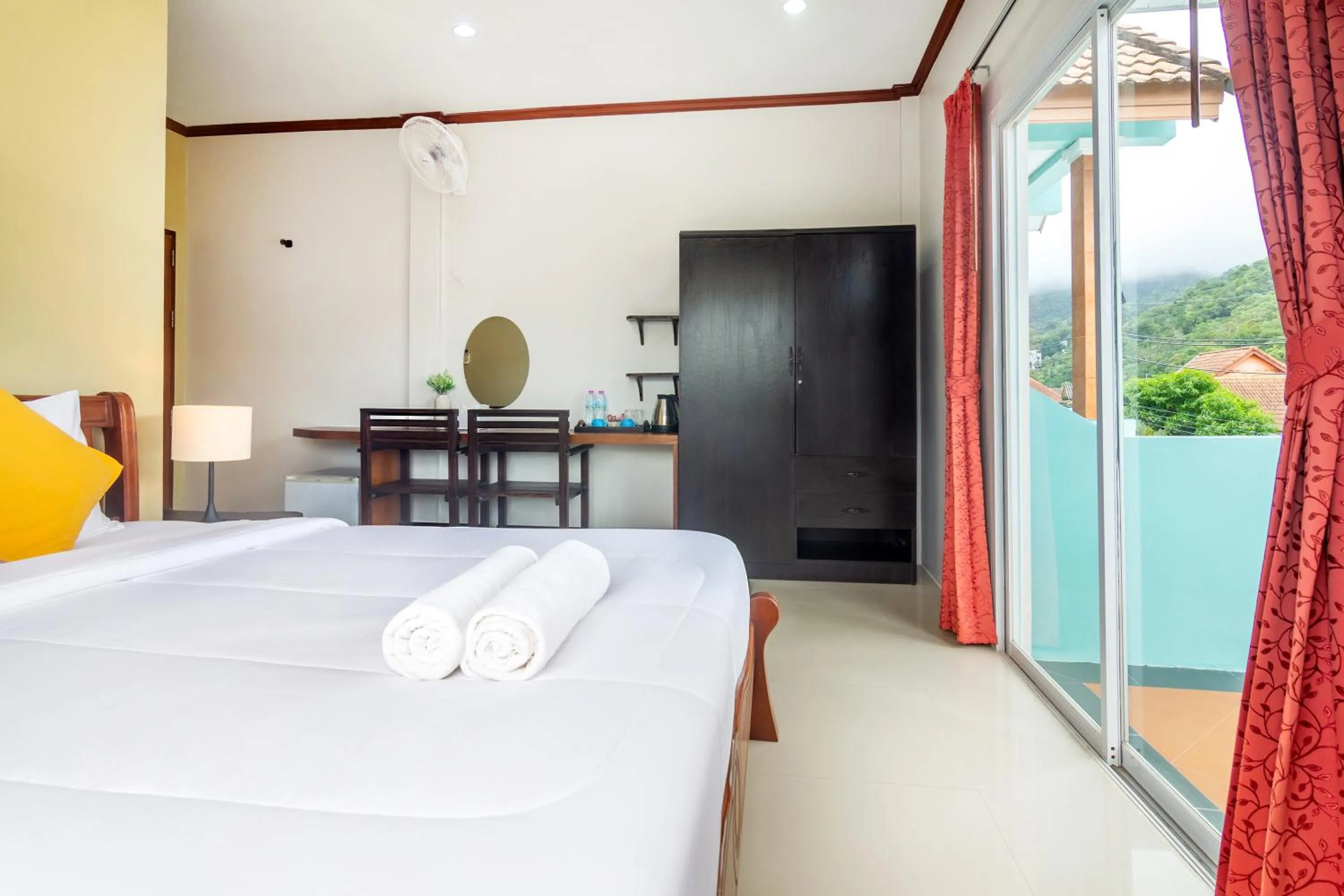 Bed in Kamala Beach Residence