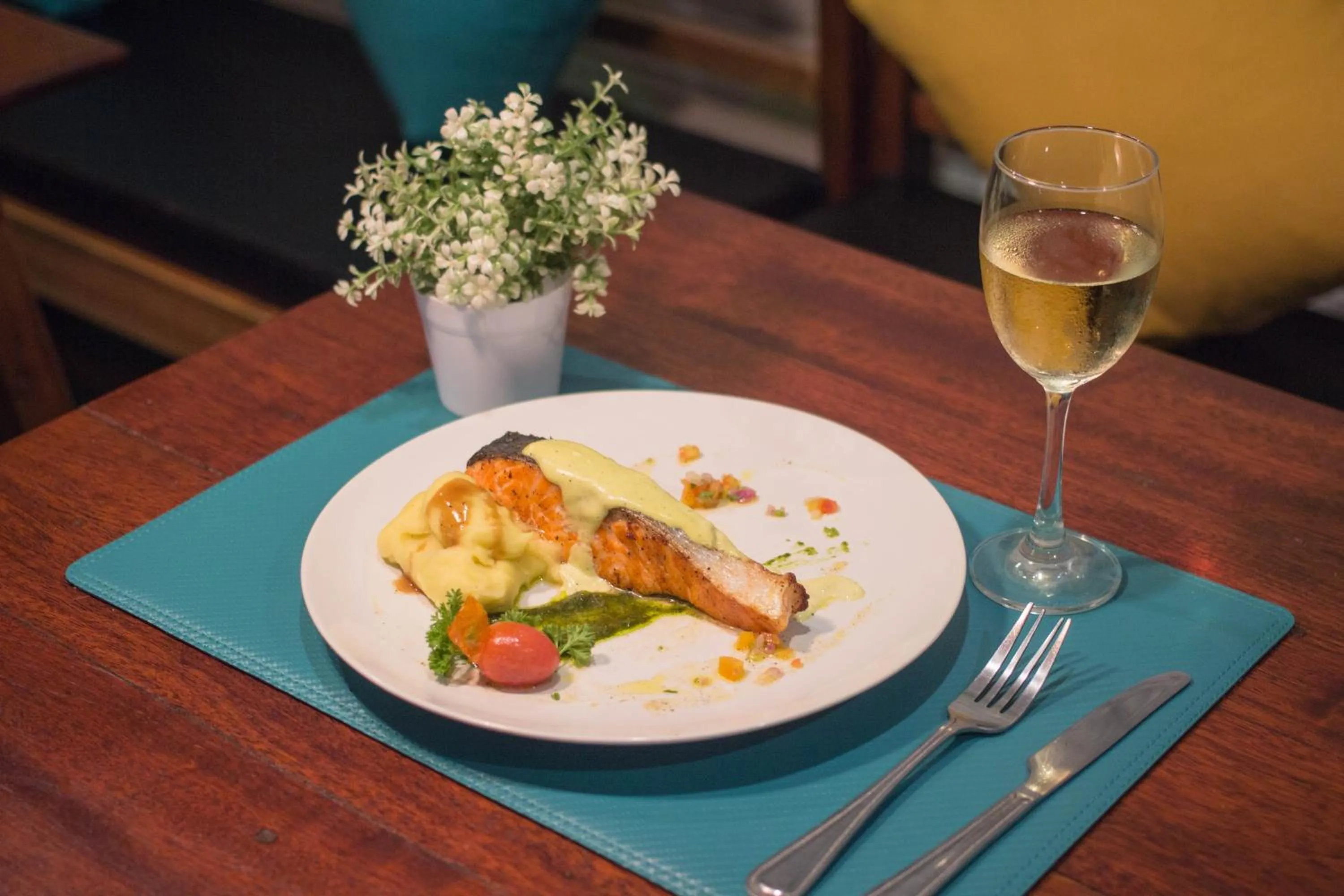 Food and drinks in Kamala Beach Residence