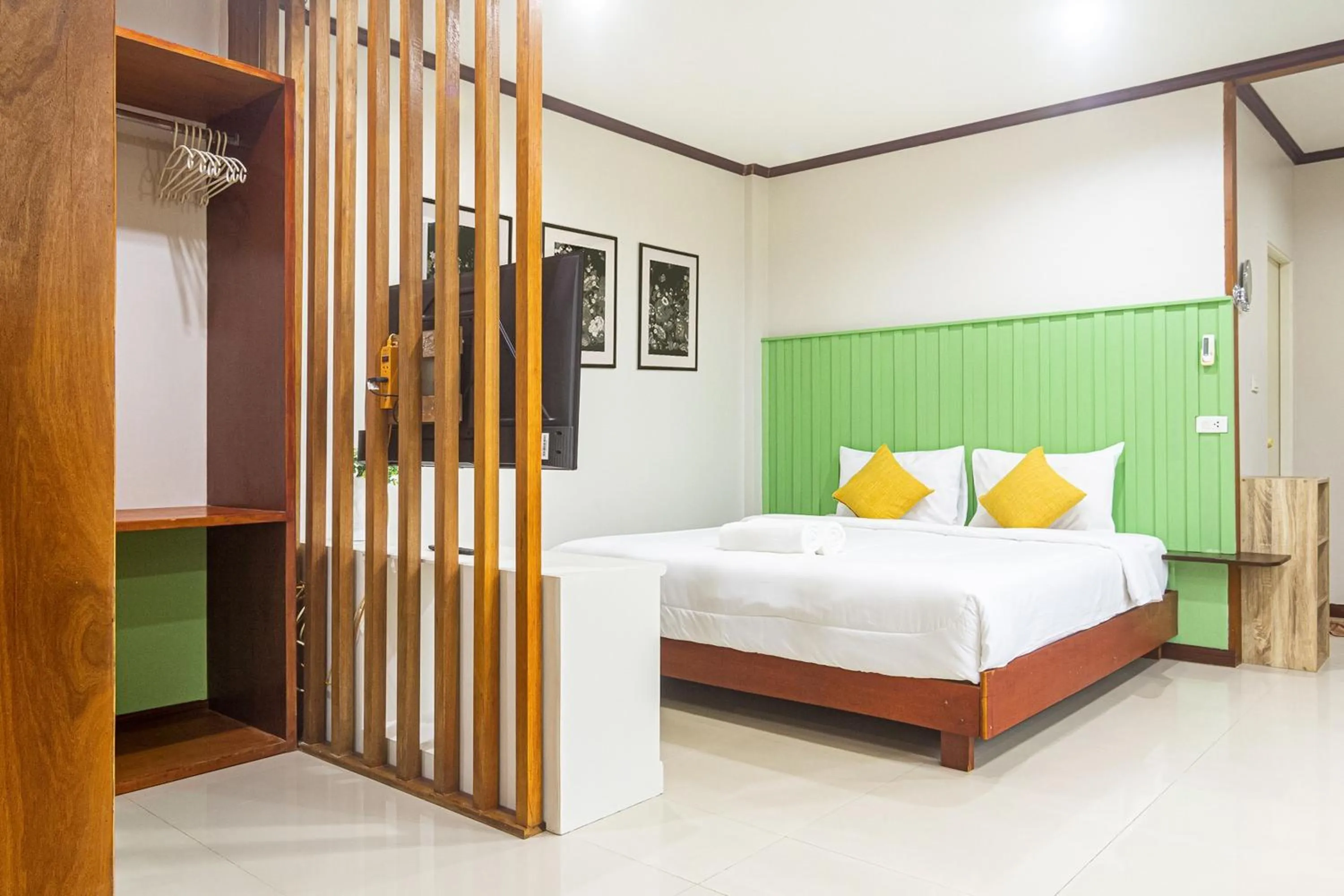 Bed in Kamala Beach Residence
