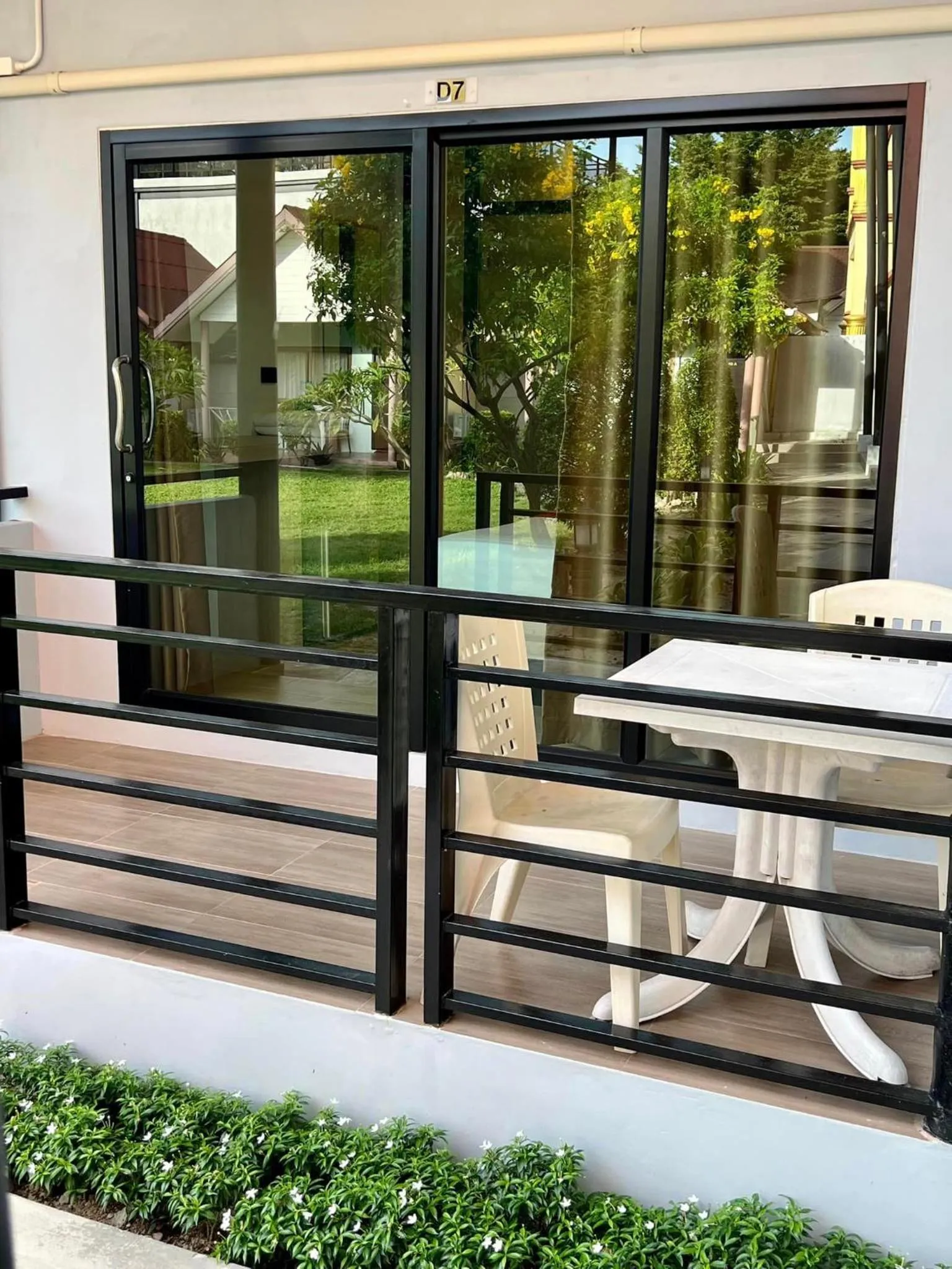 Property building in Phi Phi Rimlay Resort