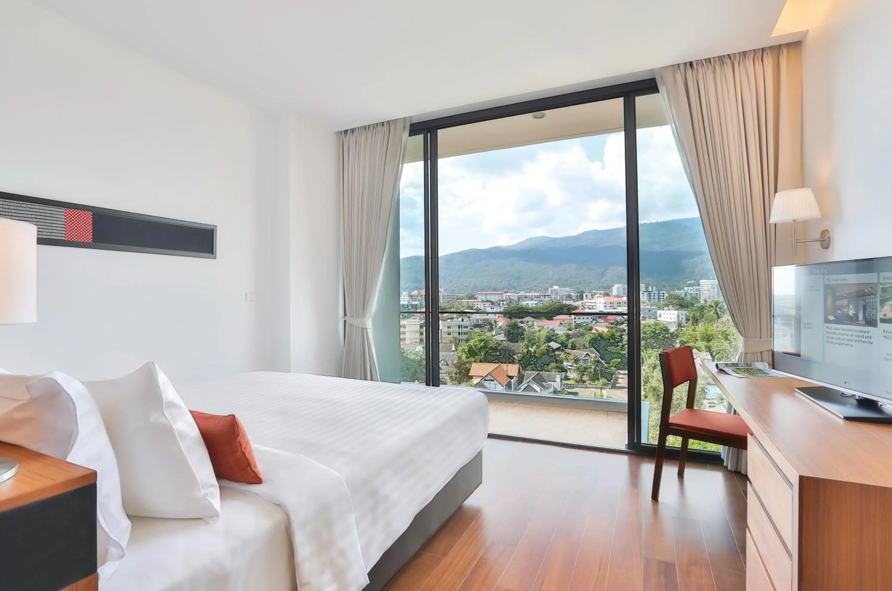 Bedroom in Eastin Tan Hotel Chiang Mai