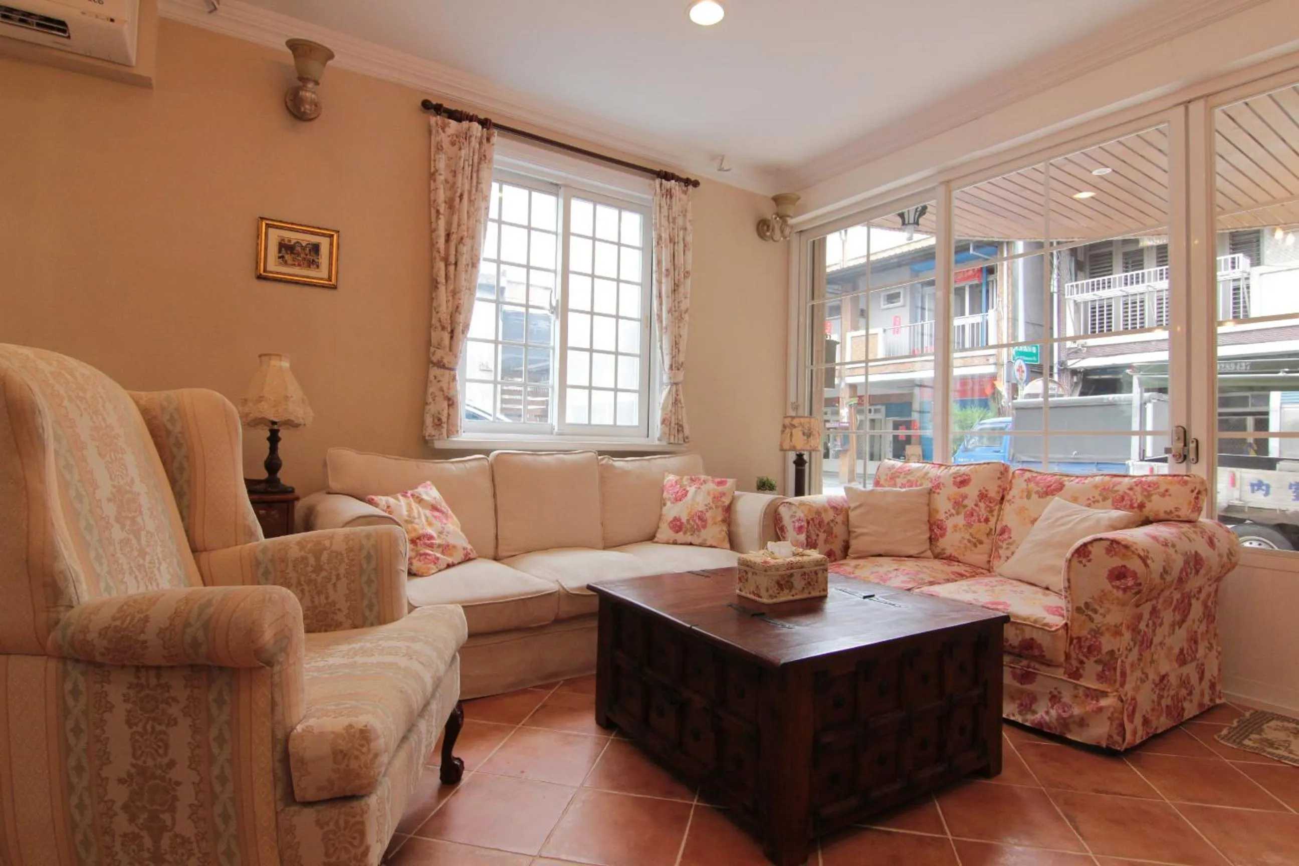 Living room in Beautiful Life B&B