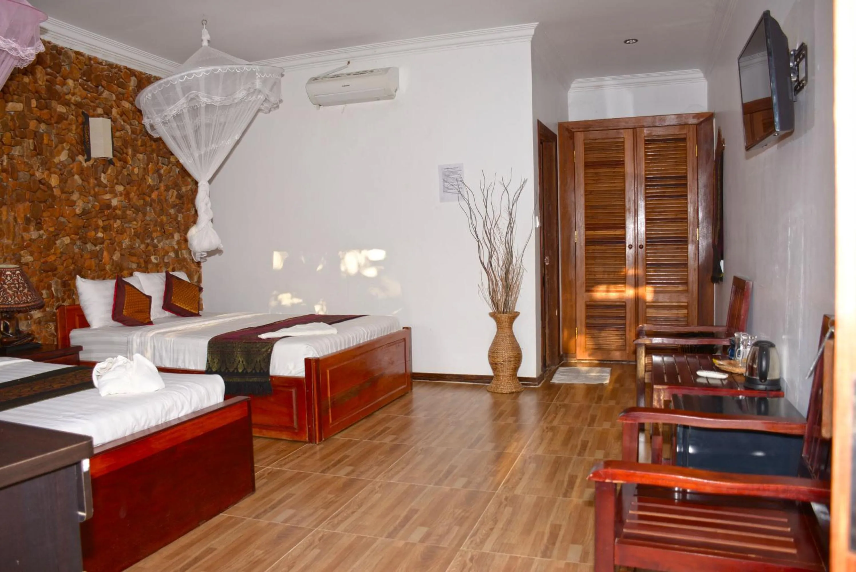 Photo of the whole room in Darica Resort