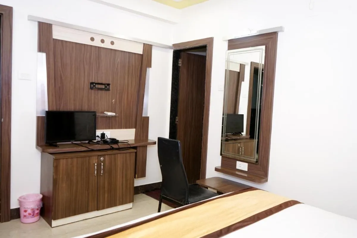 TV and multimedia in Hotel Gopal