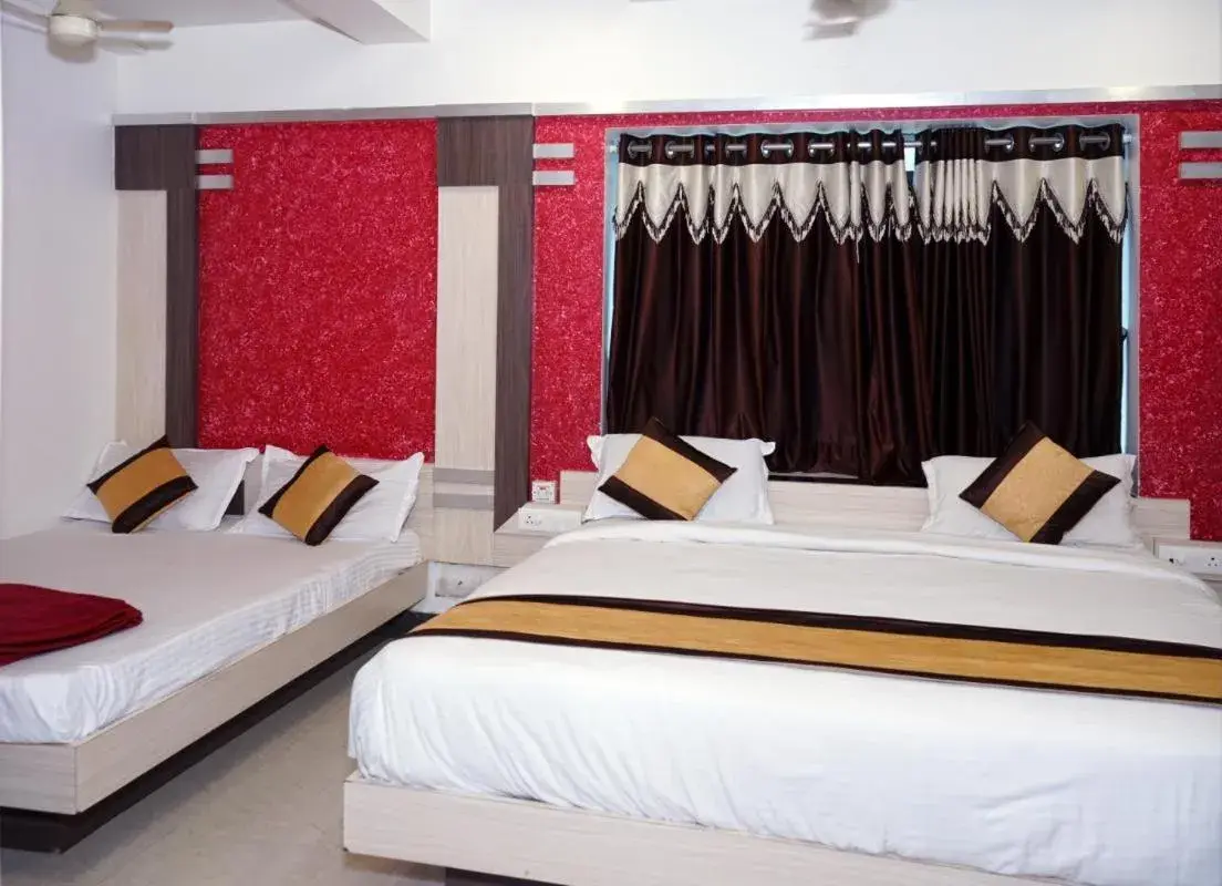 Quadruple Room in Hotel Gopal Quadruple Room in Hotel Gopal