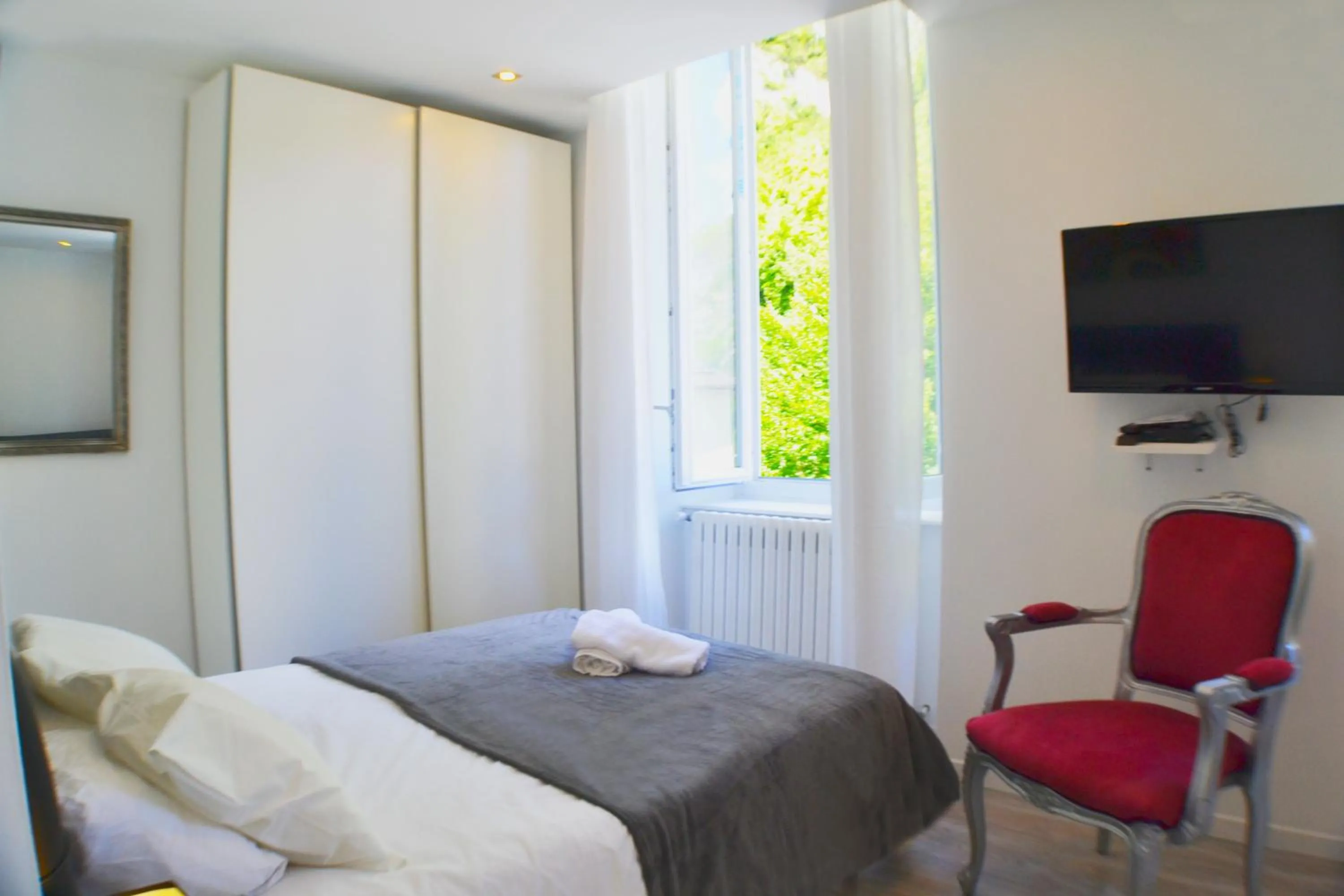Bed in Maison La Douane - Comprends nettoyage professionnel et le linge