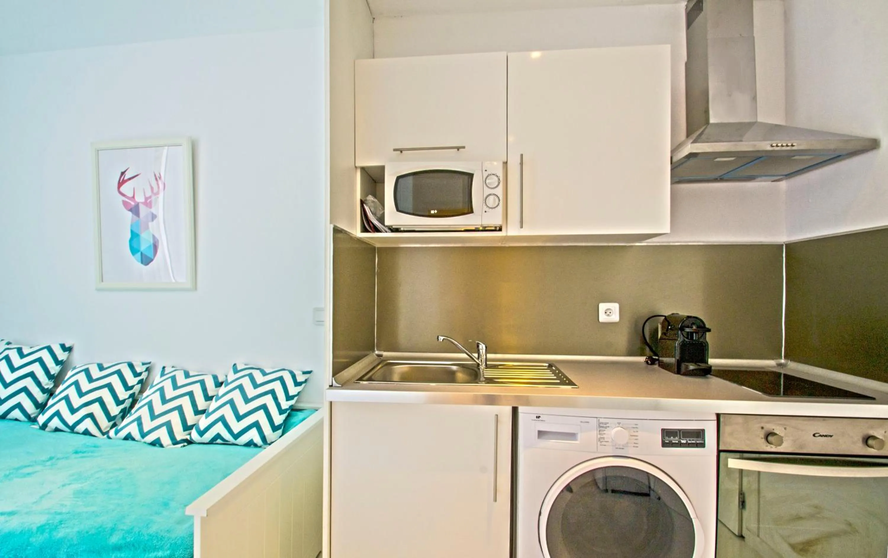 Property building in Maison La Douane - Comprends nettoyage professionnel et le linge