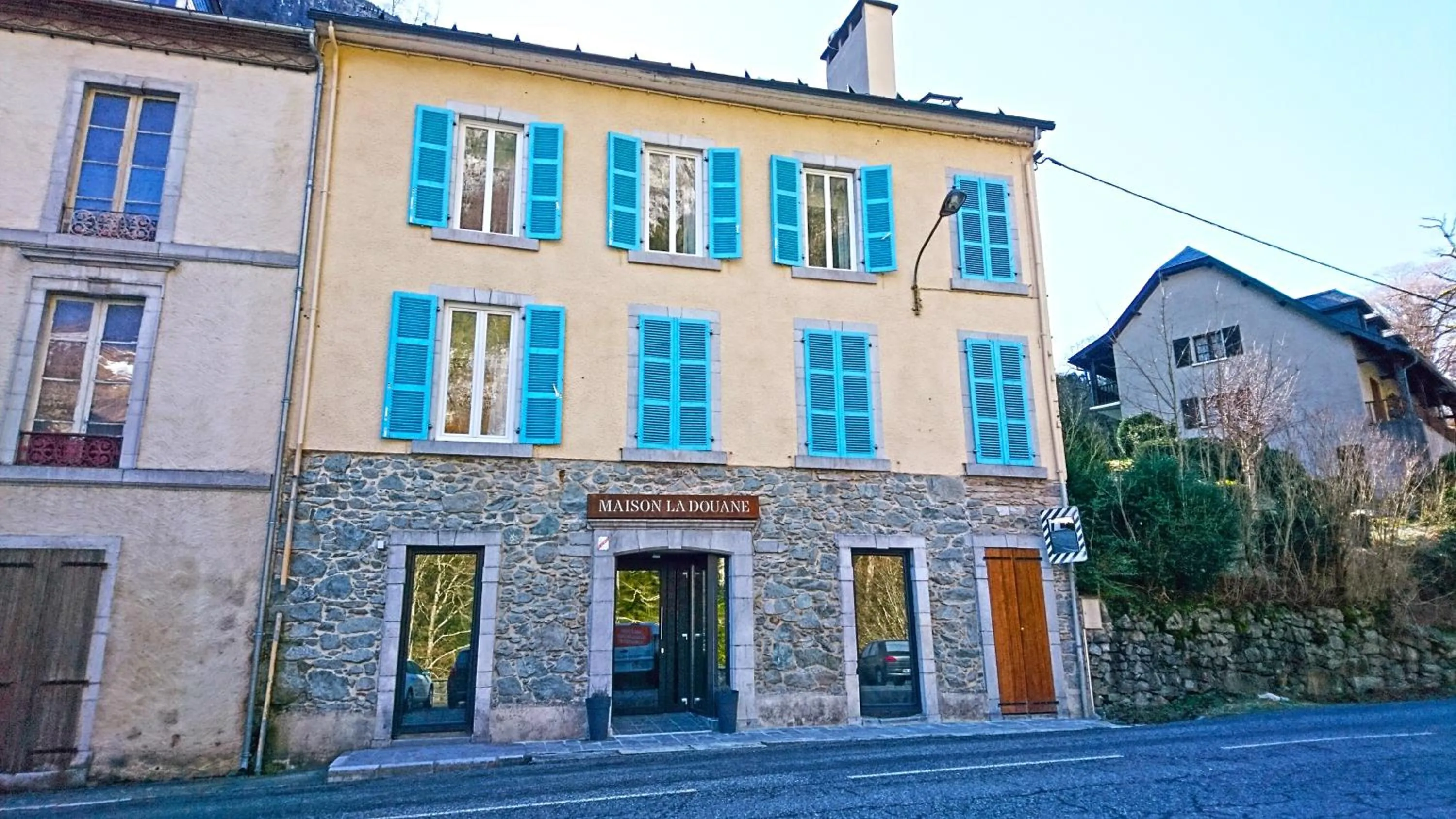 Facade/entrance in Maison La Douane - Comprends nettoyage professionnel et le linge