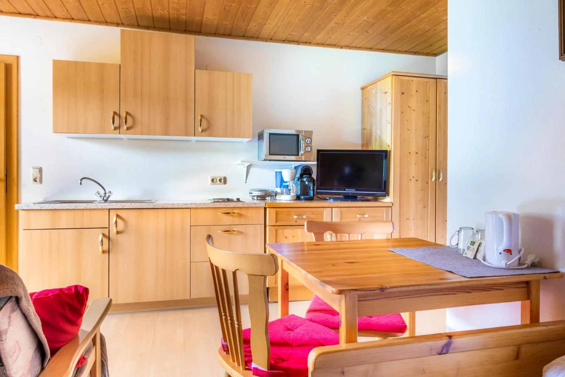 Kitchen or kitchenette in Gasthof Pesbichl
