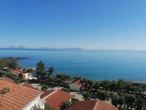 Testa di Monaco Natural Beach
