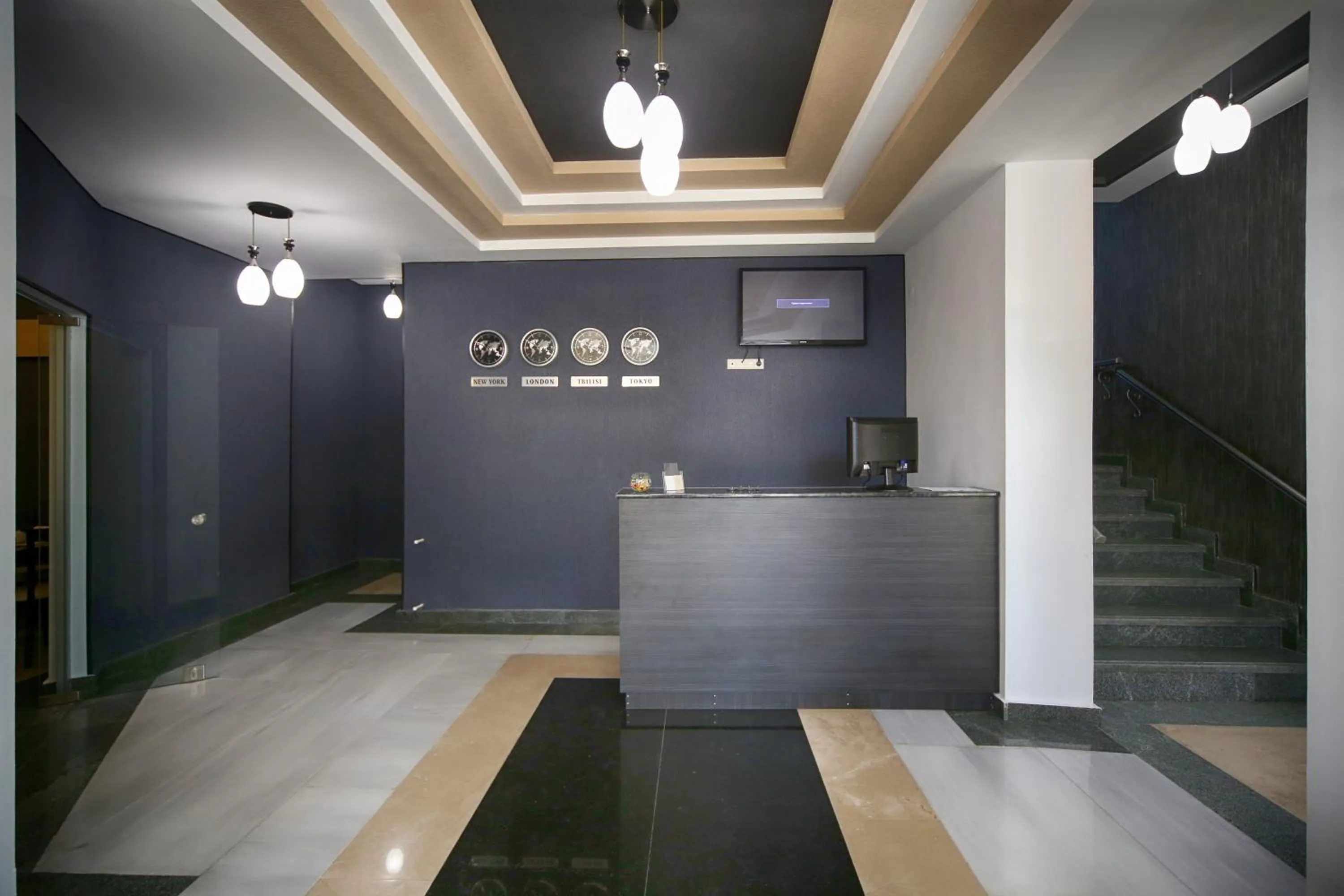 Lobby or reception in Continental Hotel