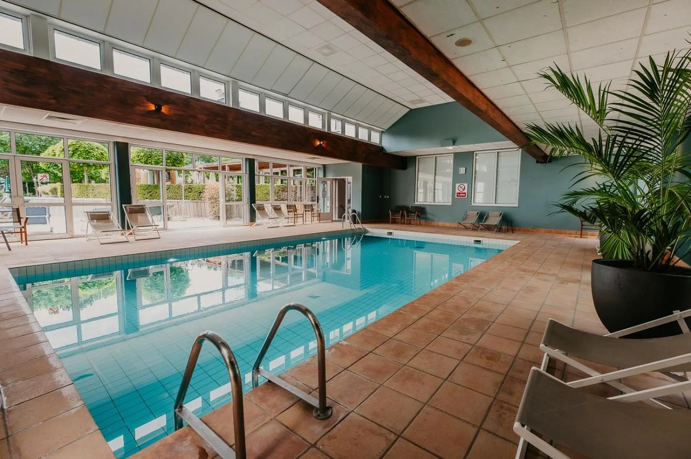 Swimming pool in Hotel De Zeeuwse Stromen
