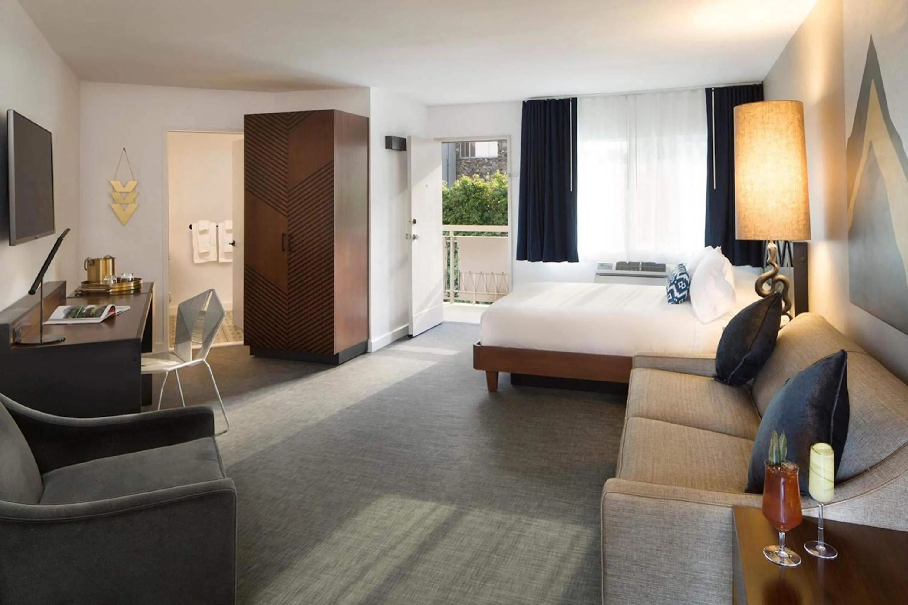 Photo of the whole room, Bed in V Capri Palm Springs, a Dolce by Wyndham