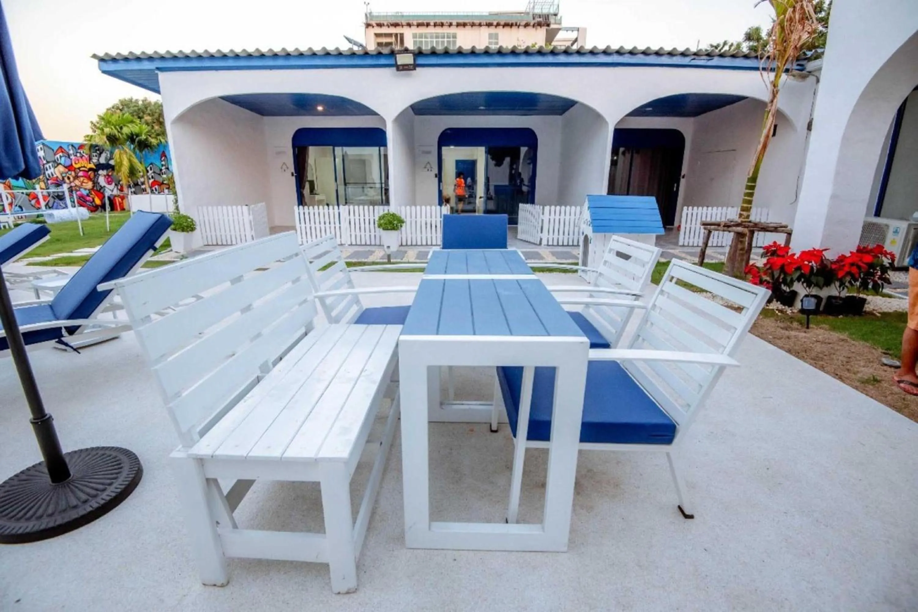 Lobby or reception in Collection O To The Sea Resort Thailand