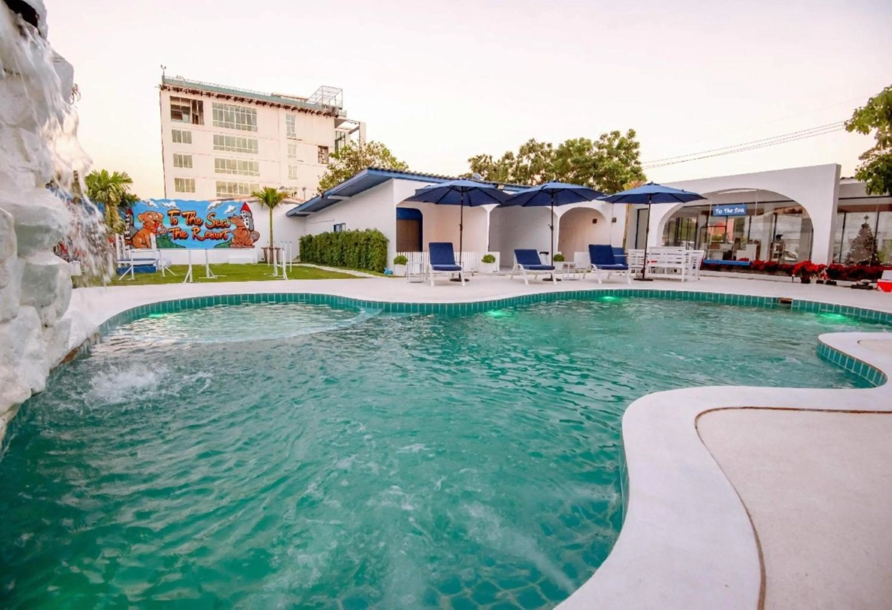 Swimming pool in Collection O To The Sea Resort Thailand