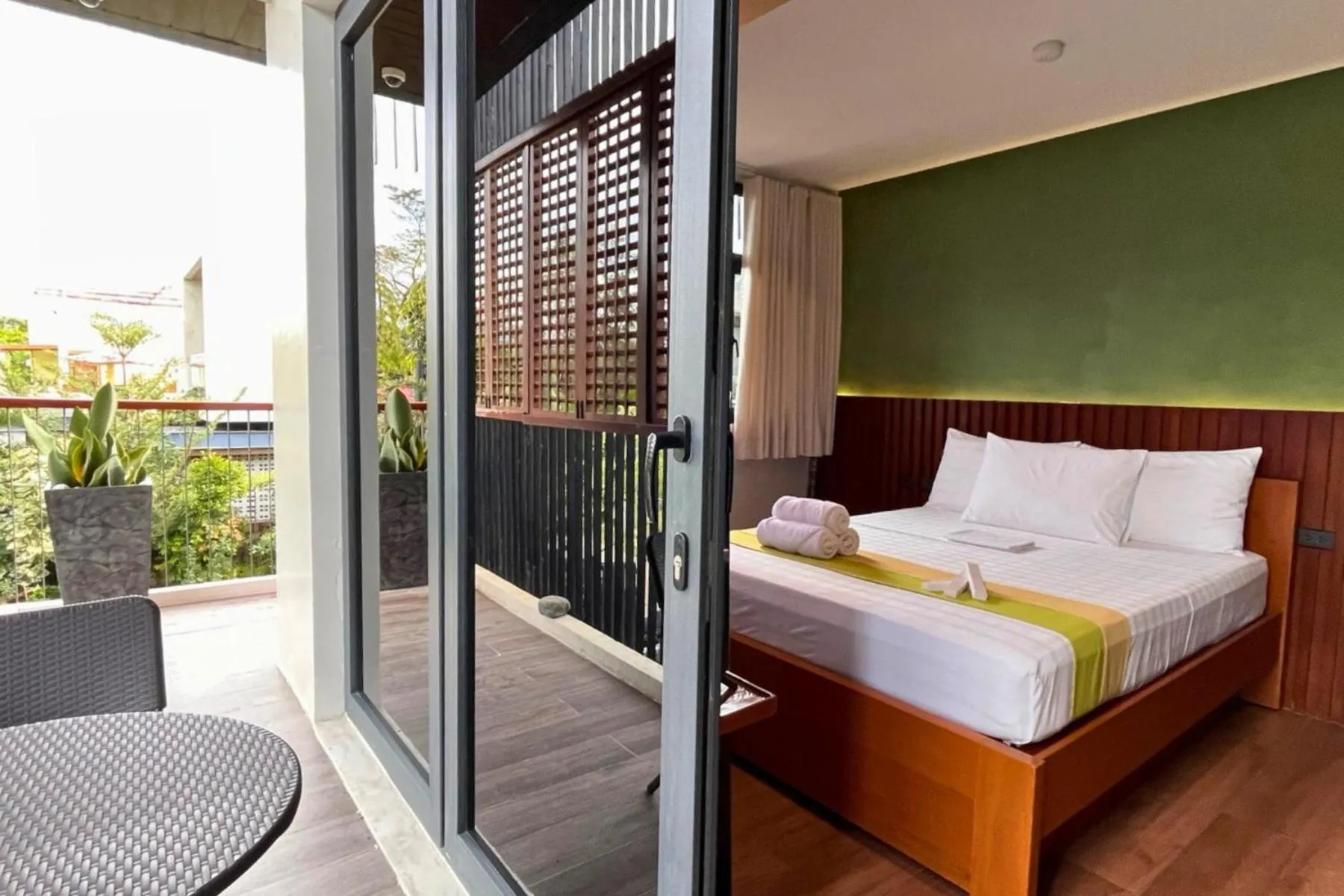 Bed in Mula De La Paz