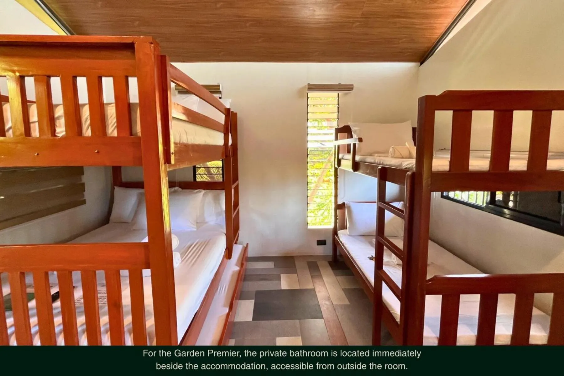 Bed in Mula De La Paz