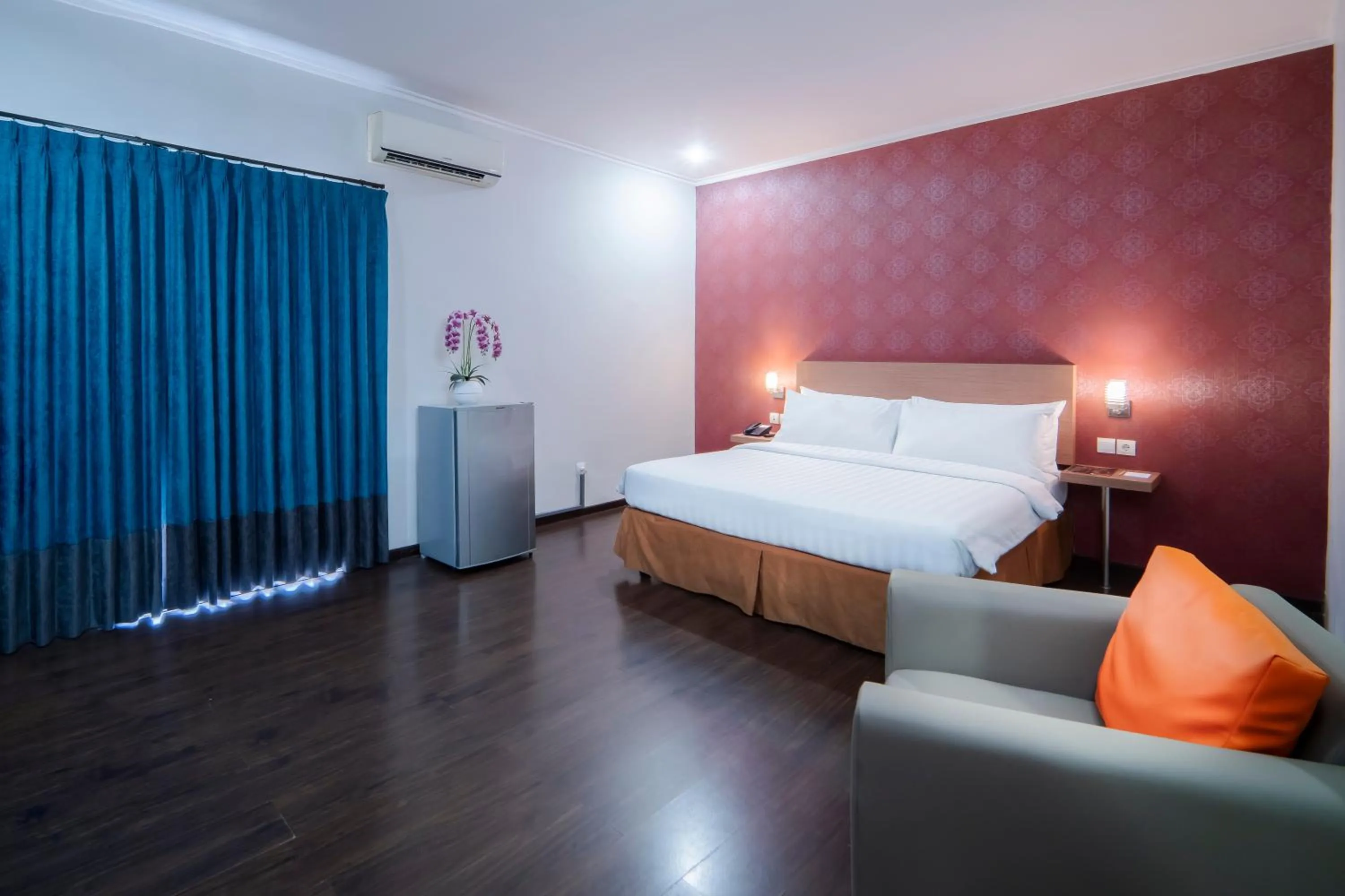 Bed in Noola Hotel Cilacap