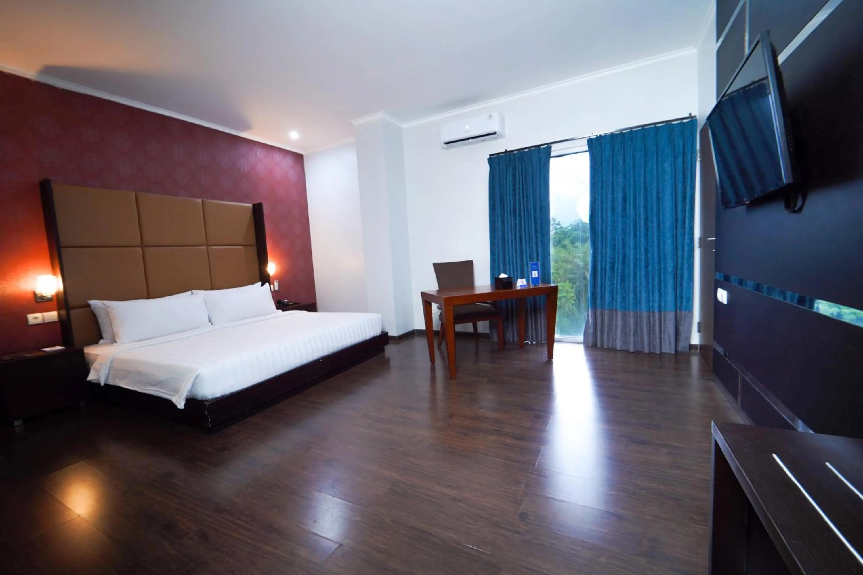 Bed in Noola Hotel Cilacap