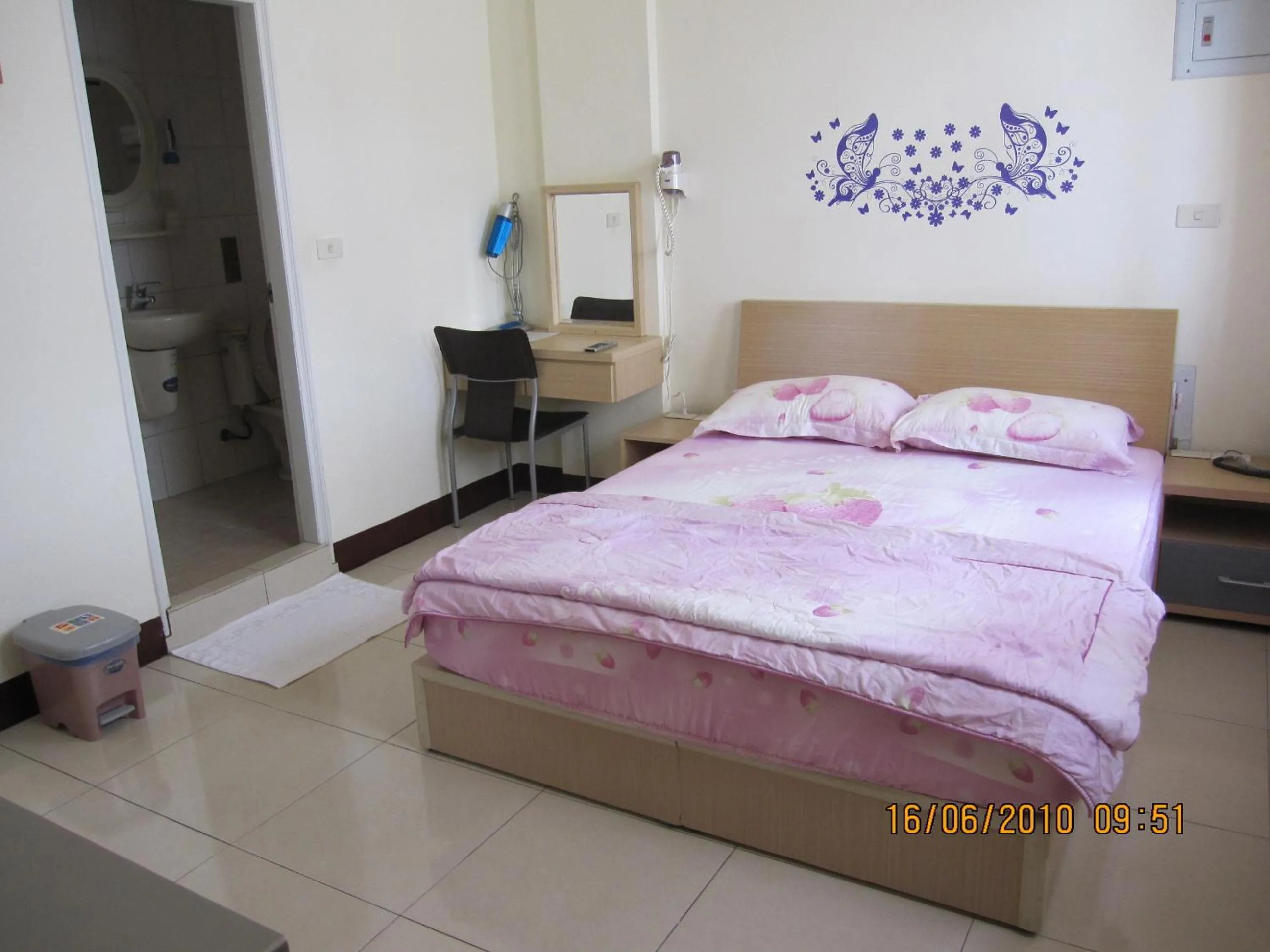 Bed in The Beauty of Basalt B&B