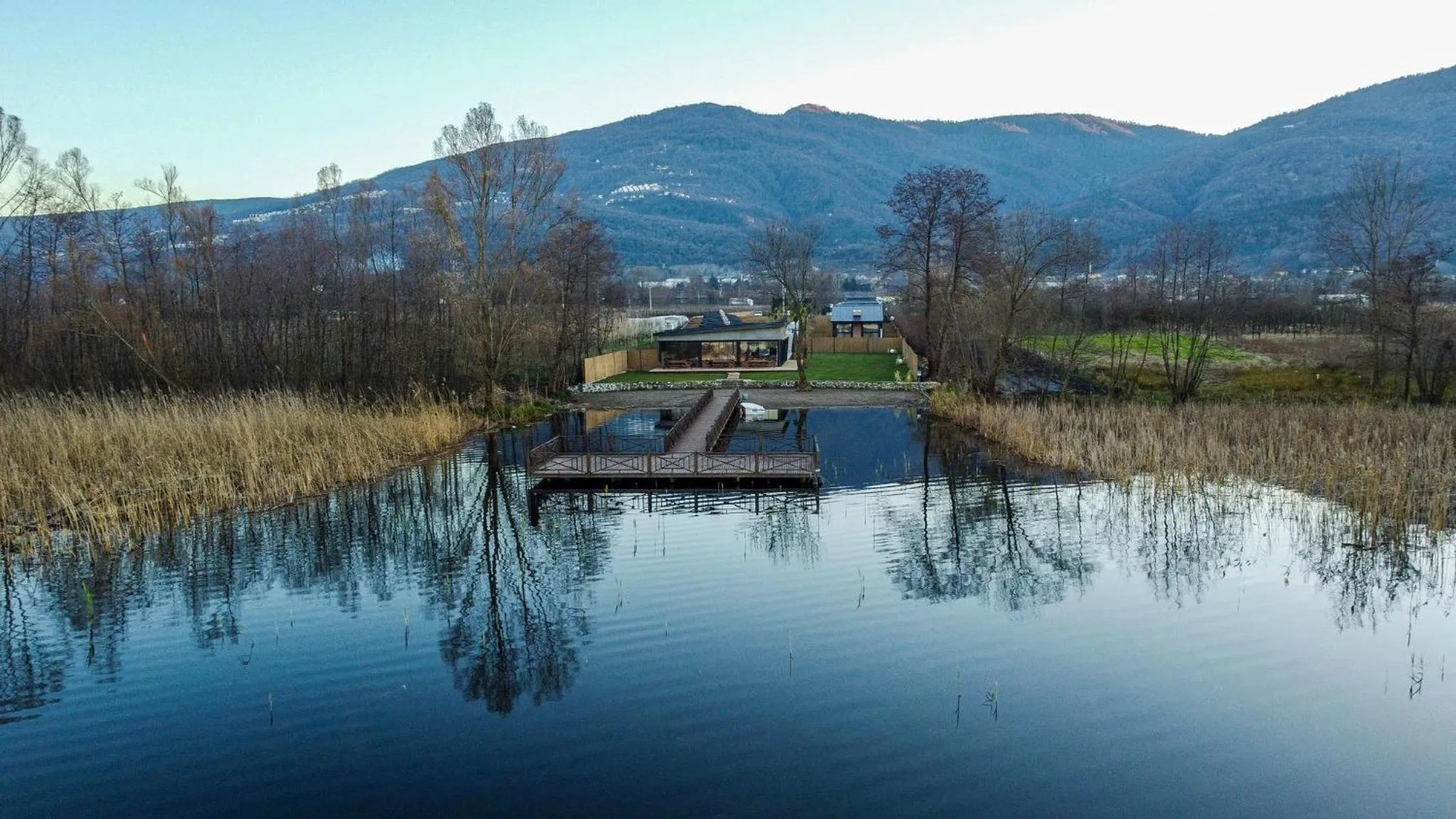 Spring in Vital Göl Sapanca Özel Havuzlu Bungalov & Villa
