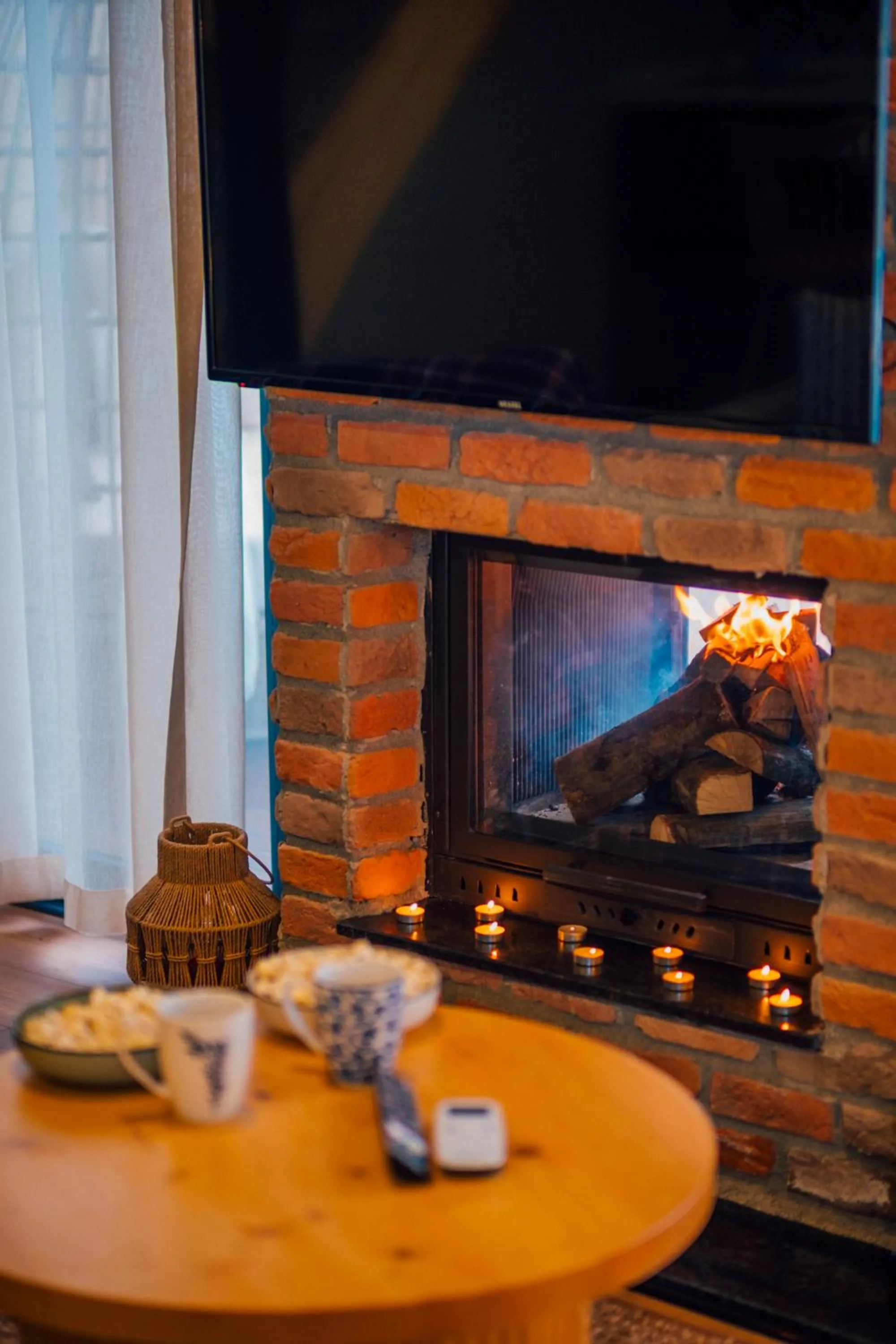 fireplace in Vital Göl Sapanca Özel Havuzlu Bungalov & Villa