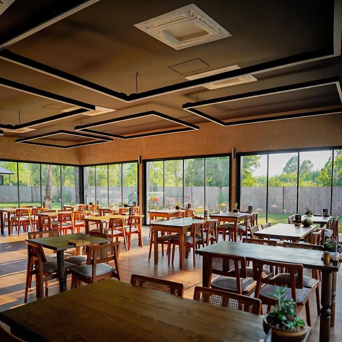 Restaurant/places to eat in Vital Göl Sapanca Özel Havuzlu Bungalov & Villa