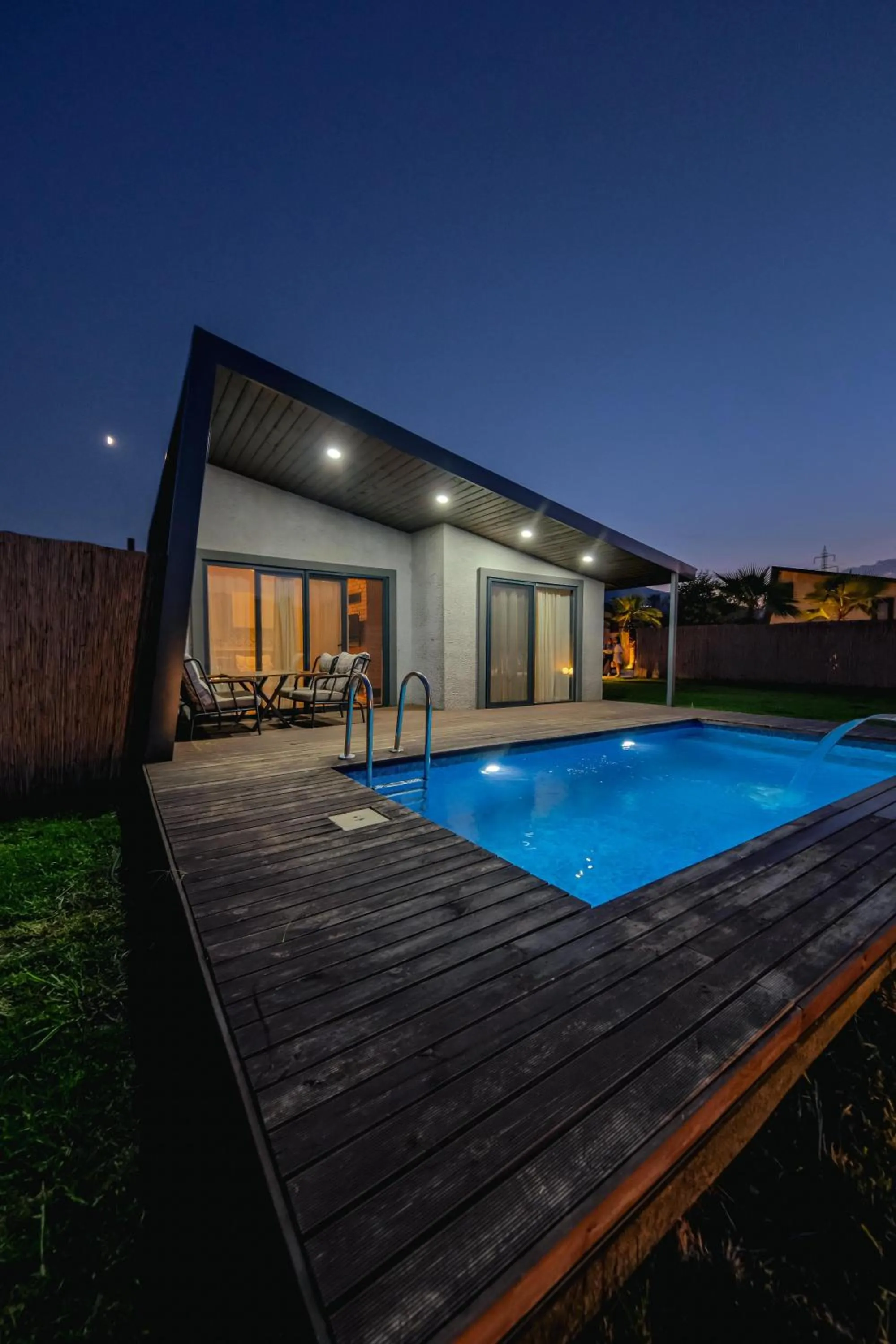 Swimming pool in Vital Göl Sapanca Özel Havuzlu Bungalov & Villa