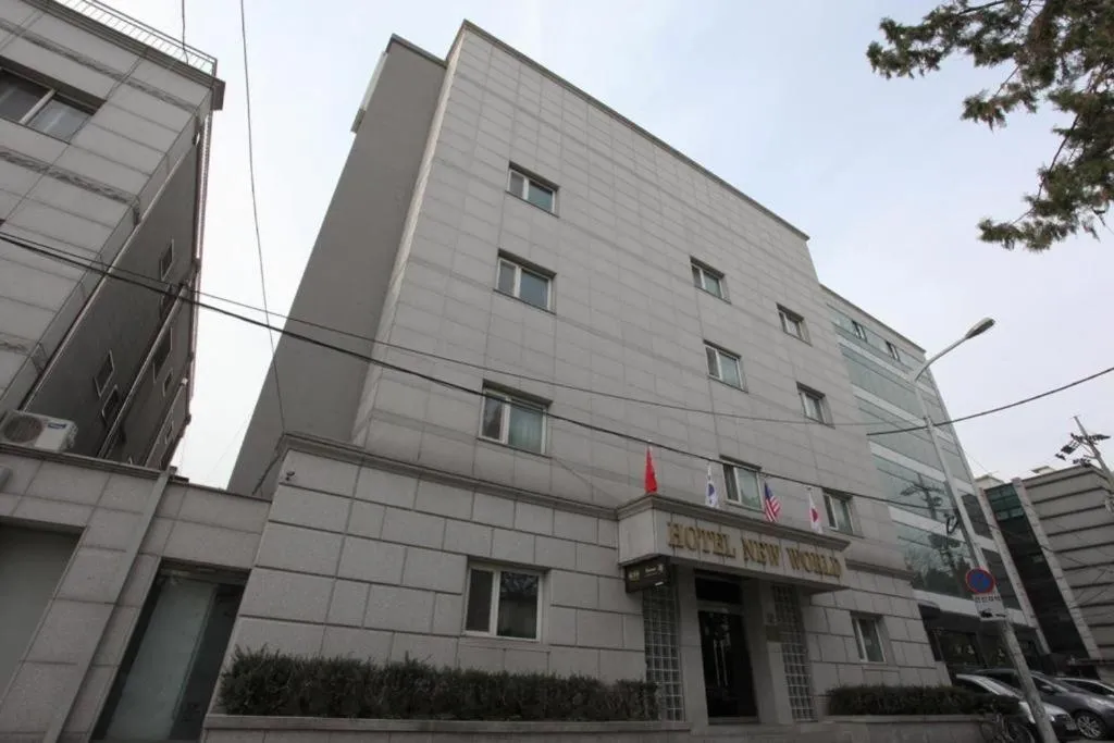 Property building in New World Hotel Yongsan