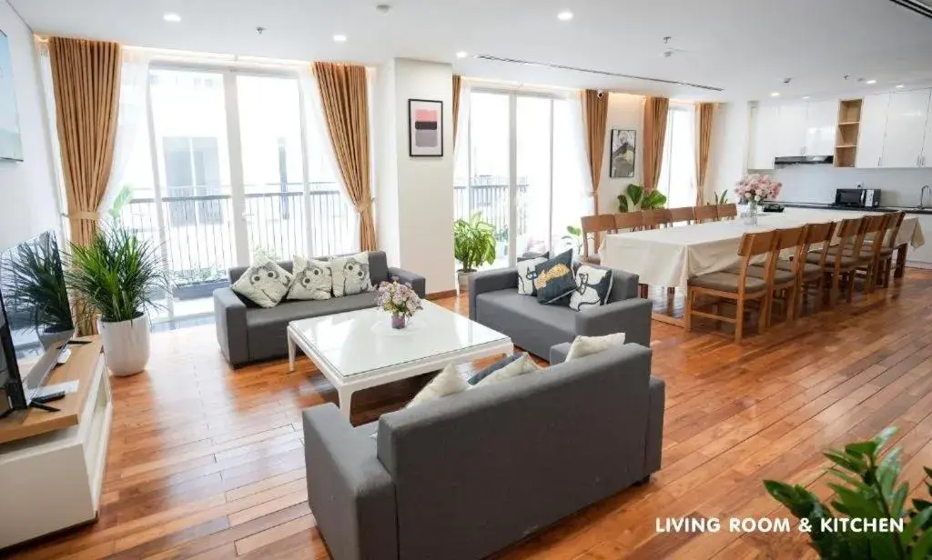 Apartment in Modern & Charming Penthouse 5BRs in Da Nang Center Apartment in Modern & Charming Penthouse 5BRs in Da Nang Center