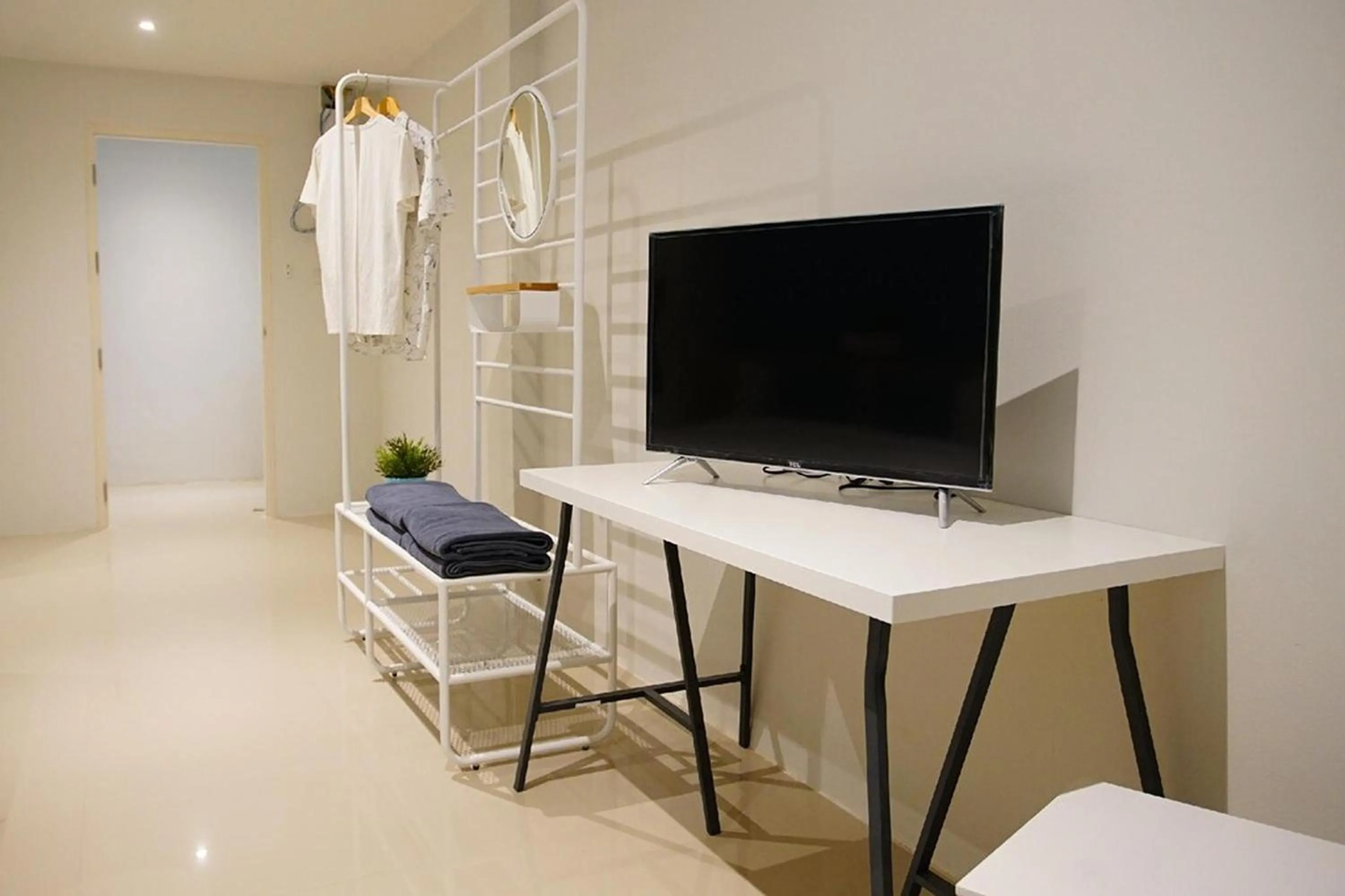 TV and multimedia in ME U Hostel Pattaya