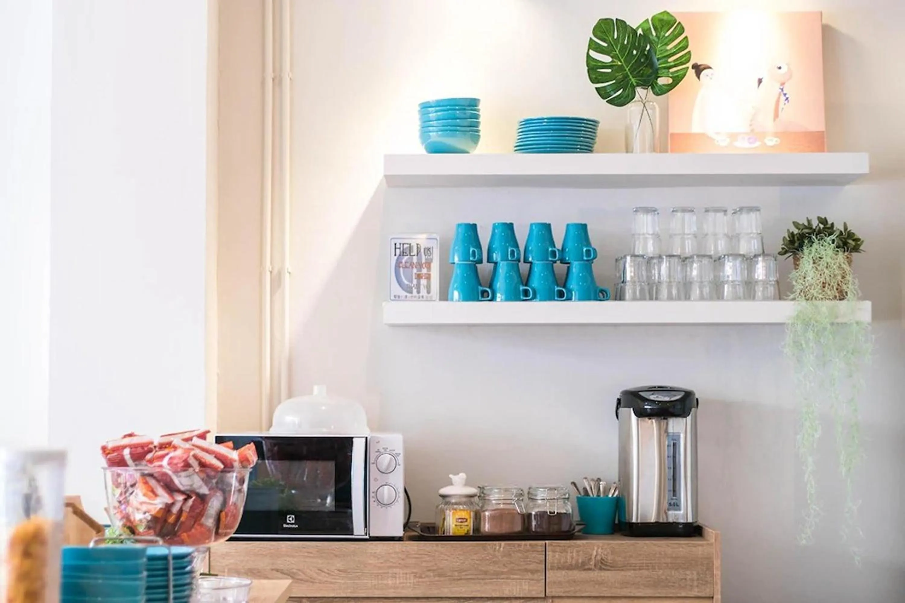 Area and facilities in ME U Hostel Pattaya