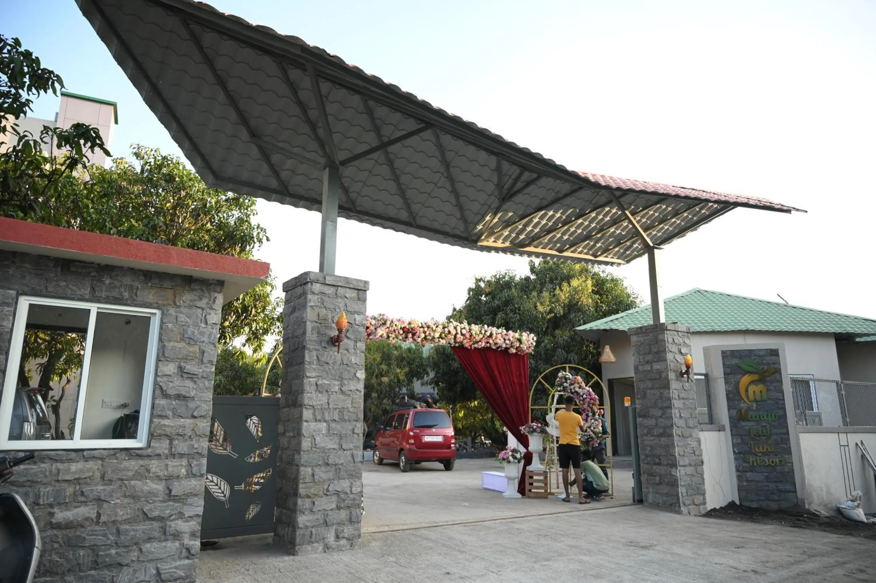 Mango Leaf Lake Resort