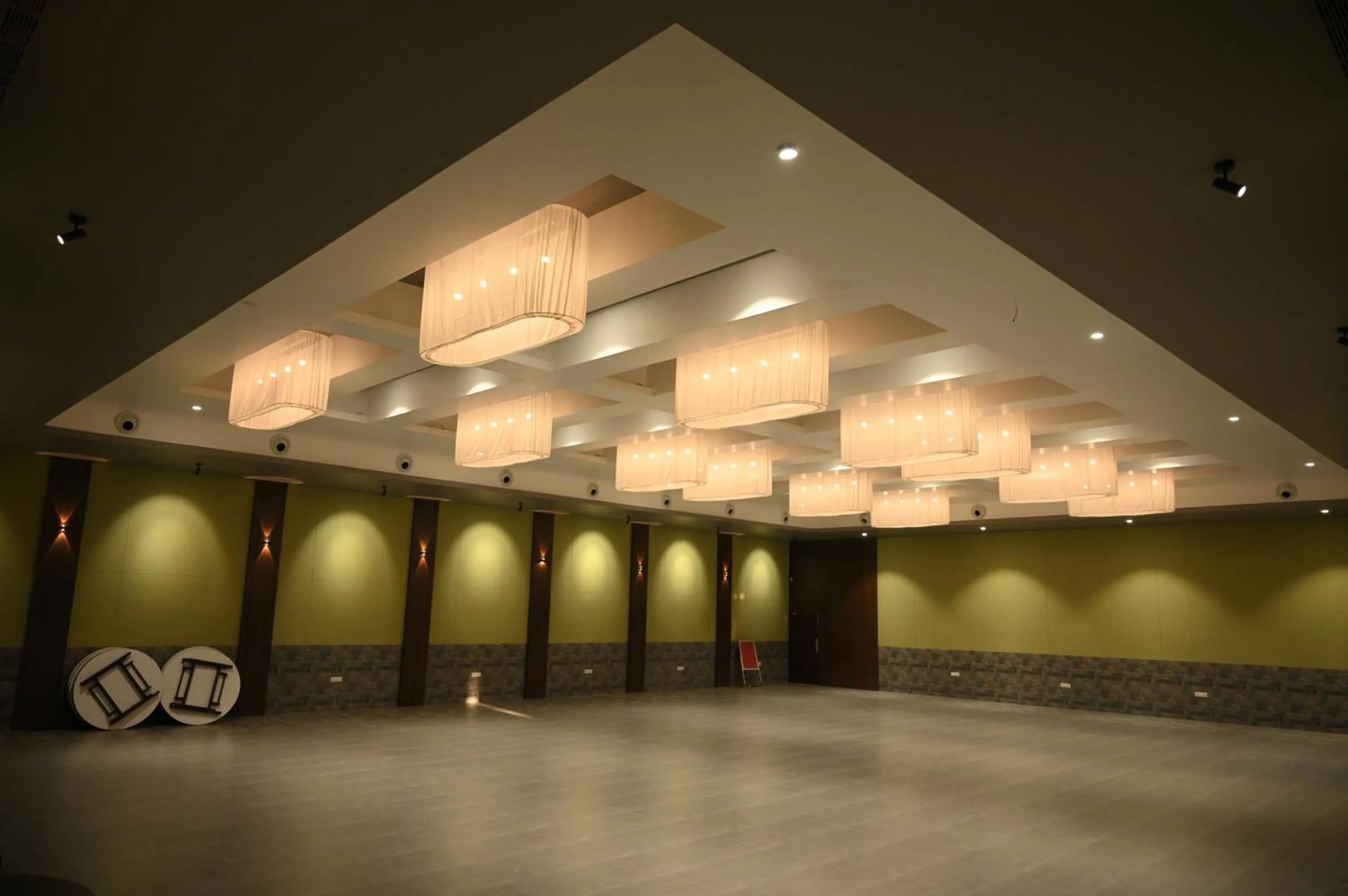 Mango Leaf Lake Resort