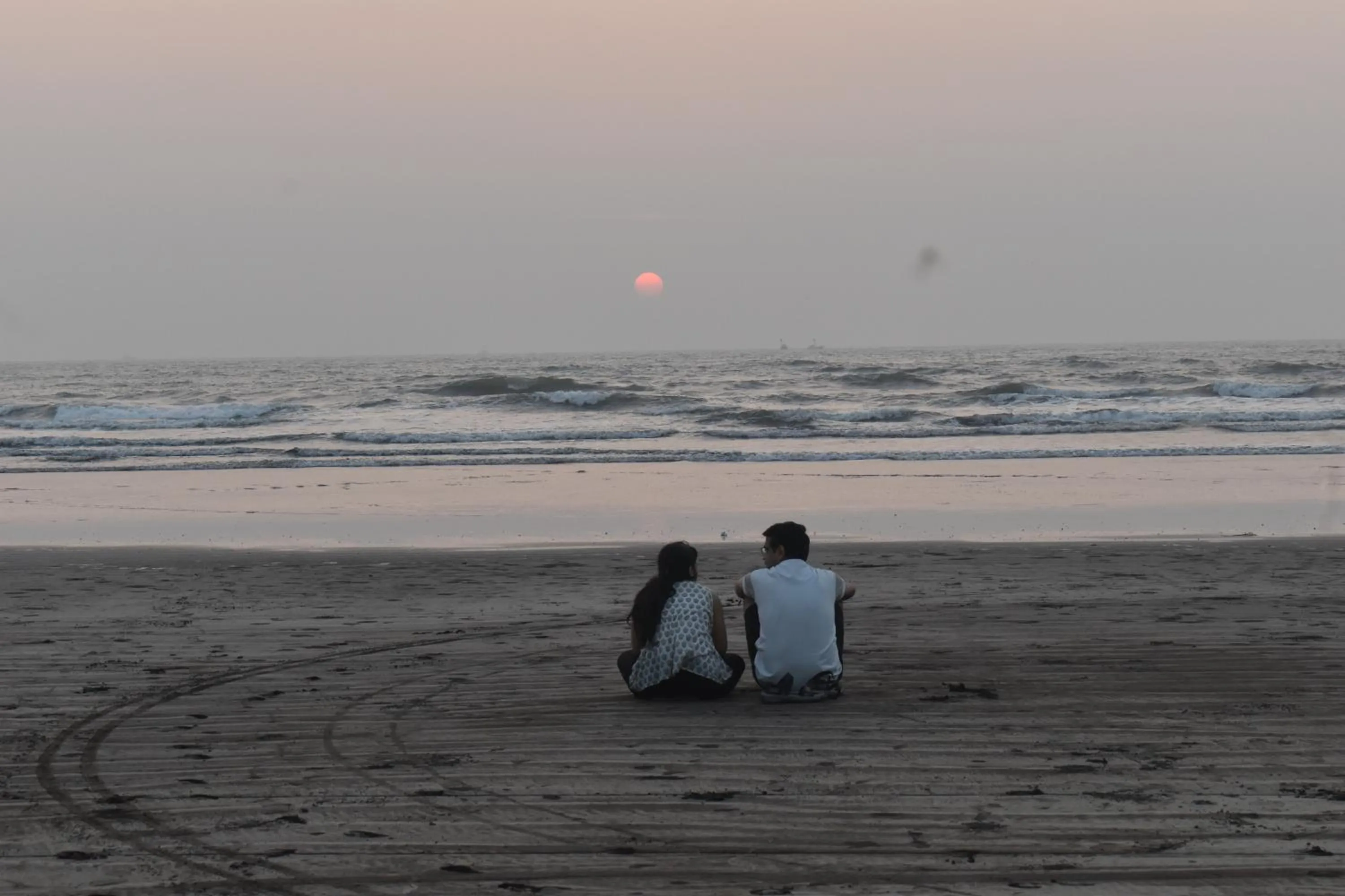 SEA LUXE Beach Resort